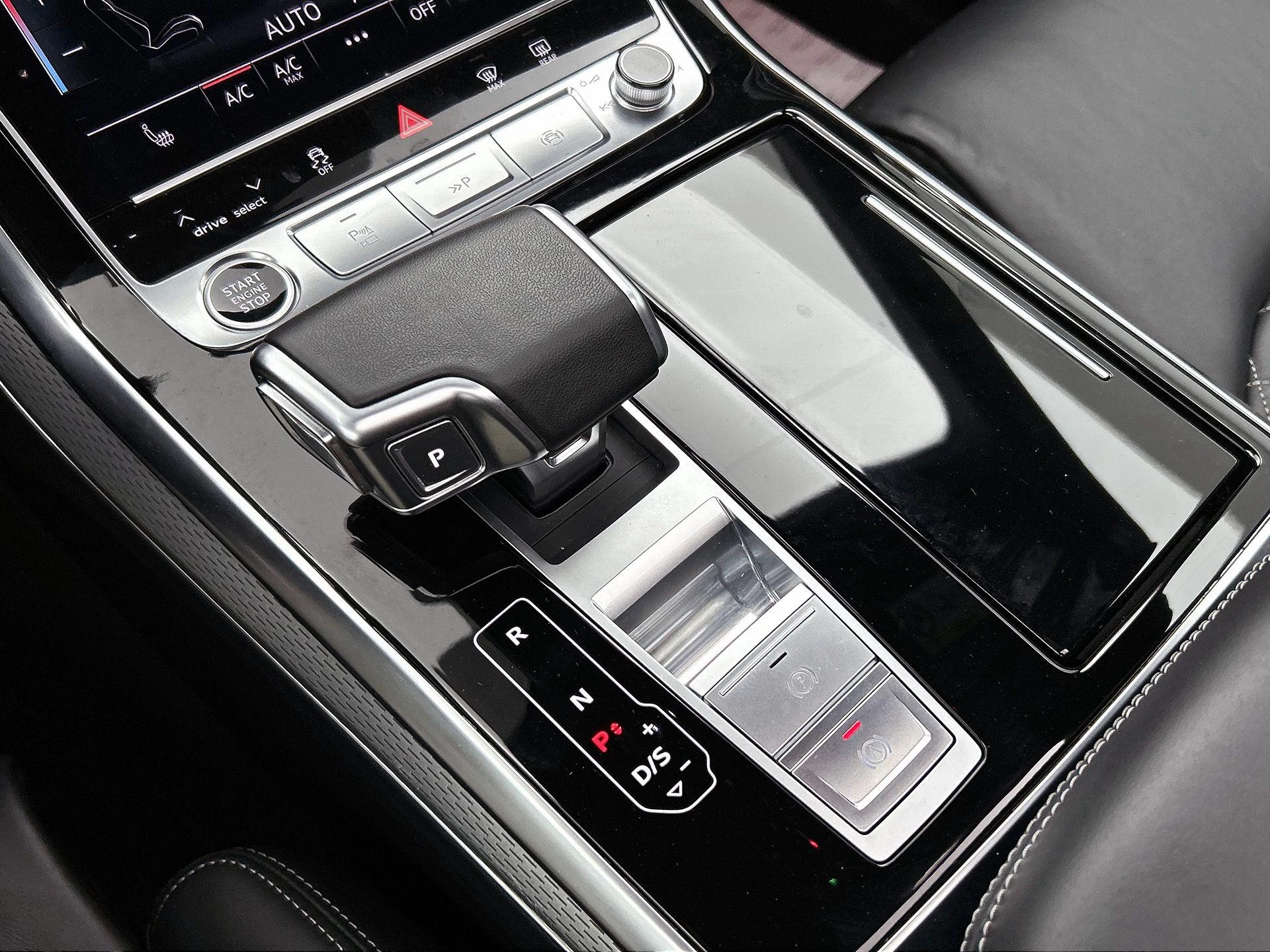 Audi Q8 60 TFSI e quattro Pro Line S Competition