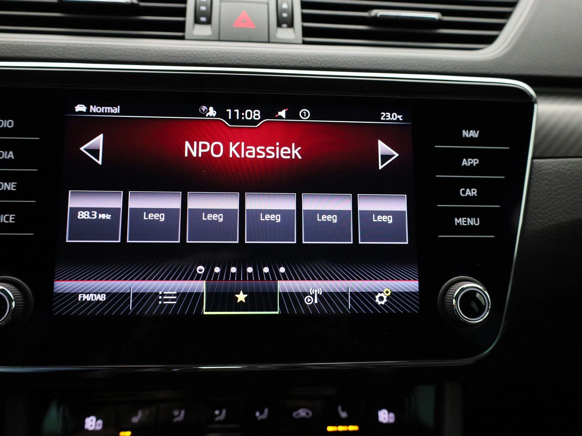 Škoda Superb Combi 1.4 TSI iV Sportline Business