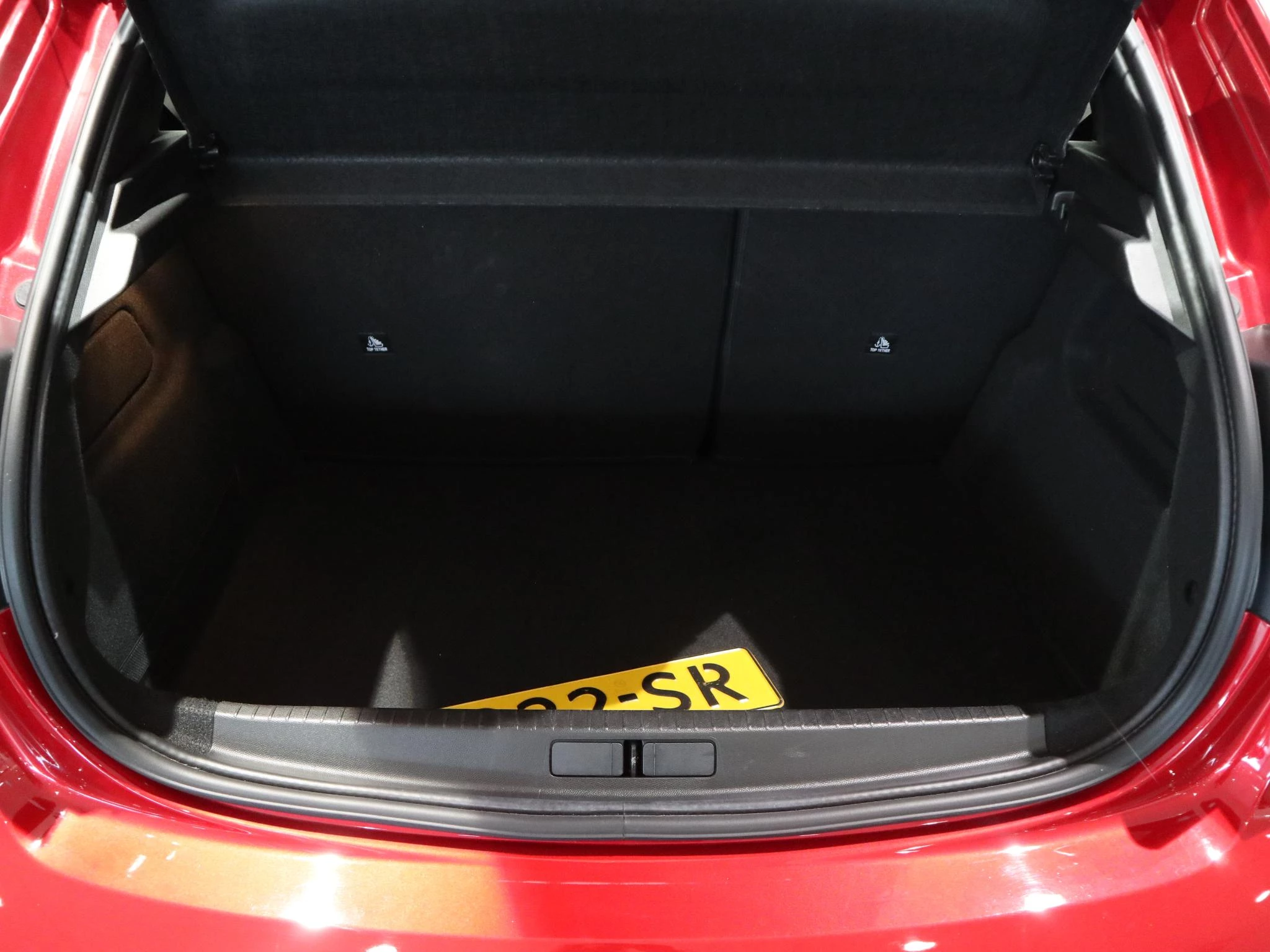 Peugeot-208-image-22