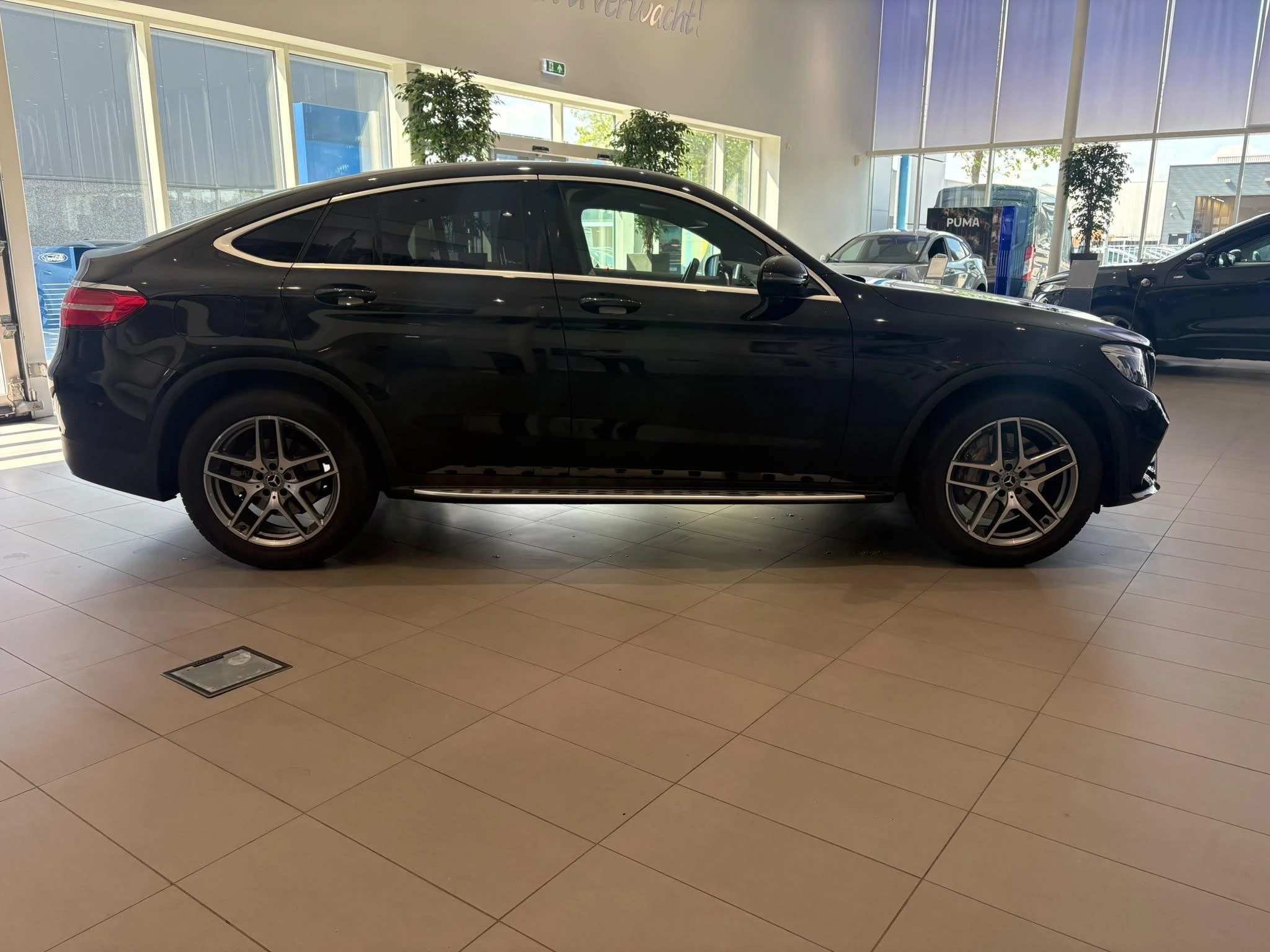 Mercedes-Benz-GLC-image-5
