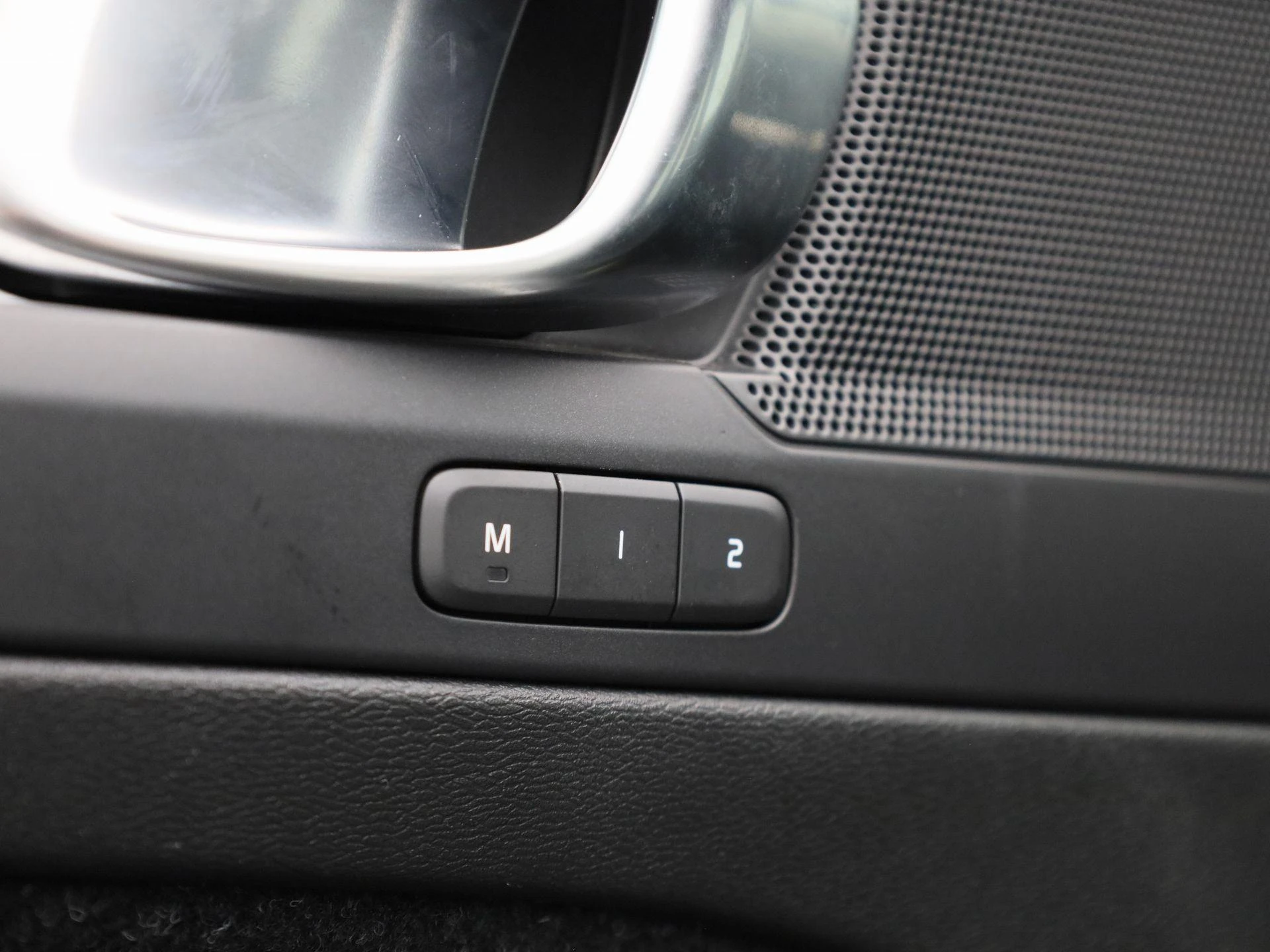Volvo-XC40-image-34