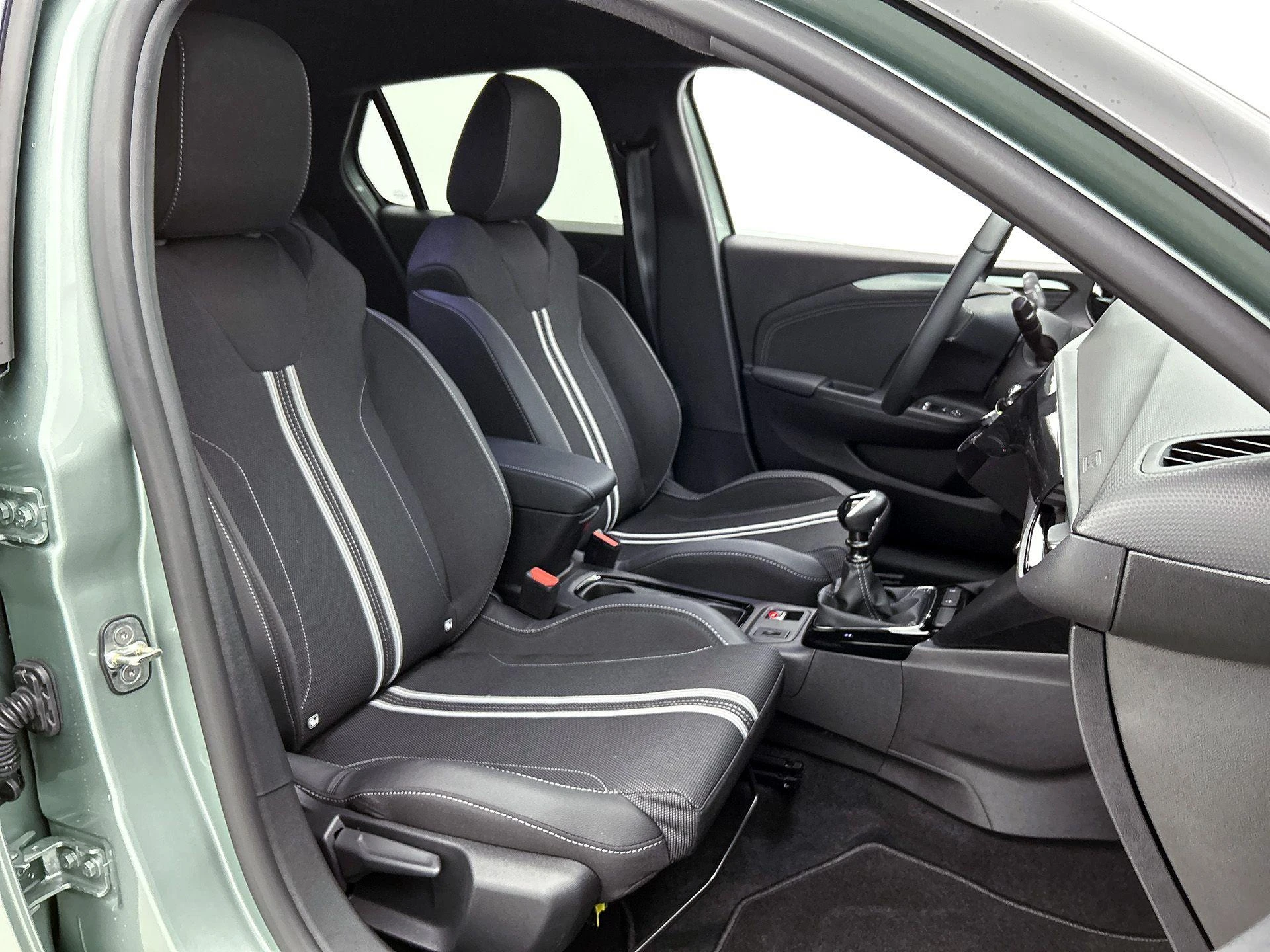 Opel-Corsa-image-37