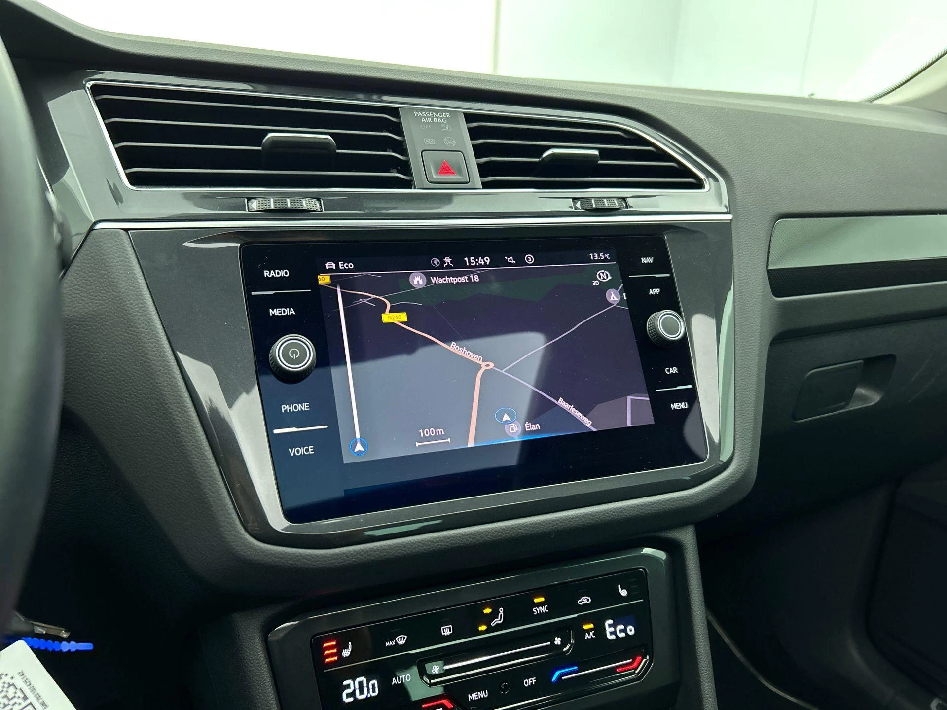 Volkswagen-Tiguan-image-28