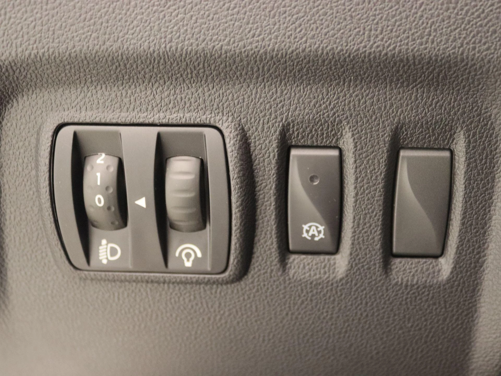 Renault-Captur-image-18