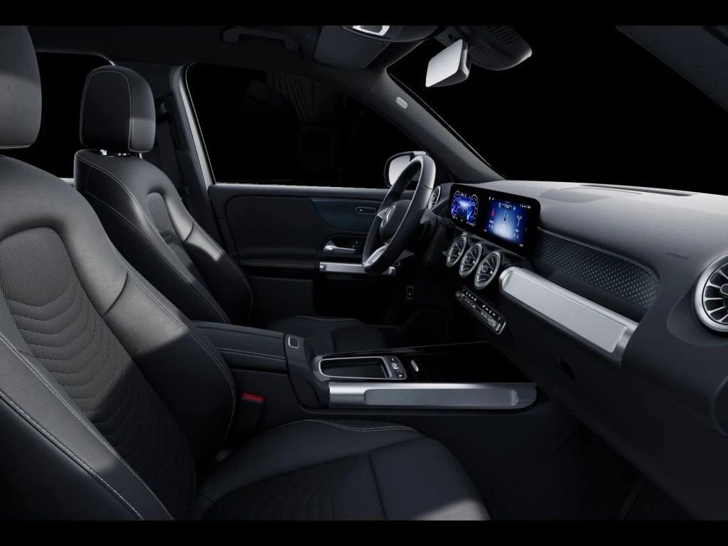 Mercedes-Benz-EQB 250+-image-10