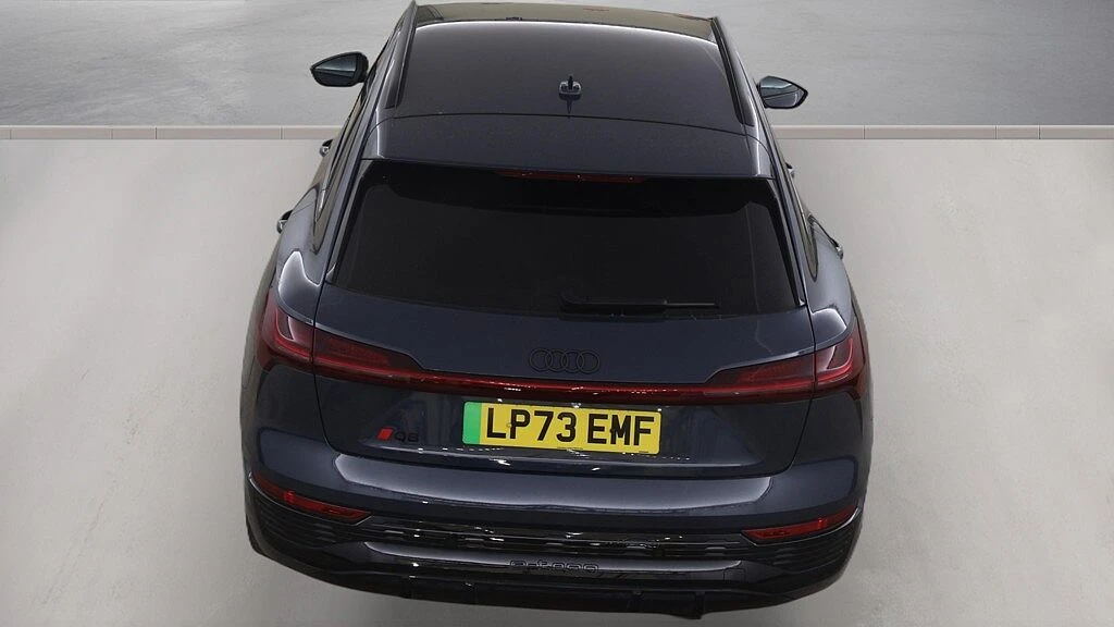 Audi-Q8 e-tron-image-6