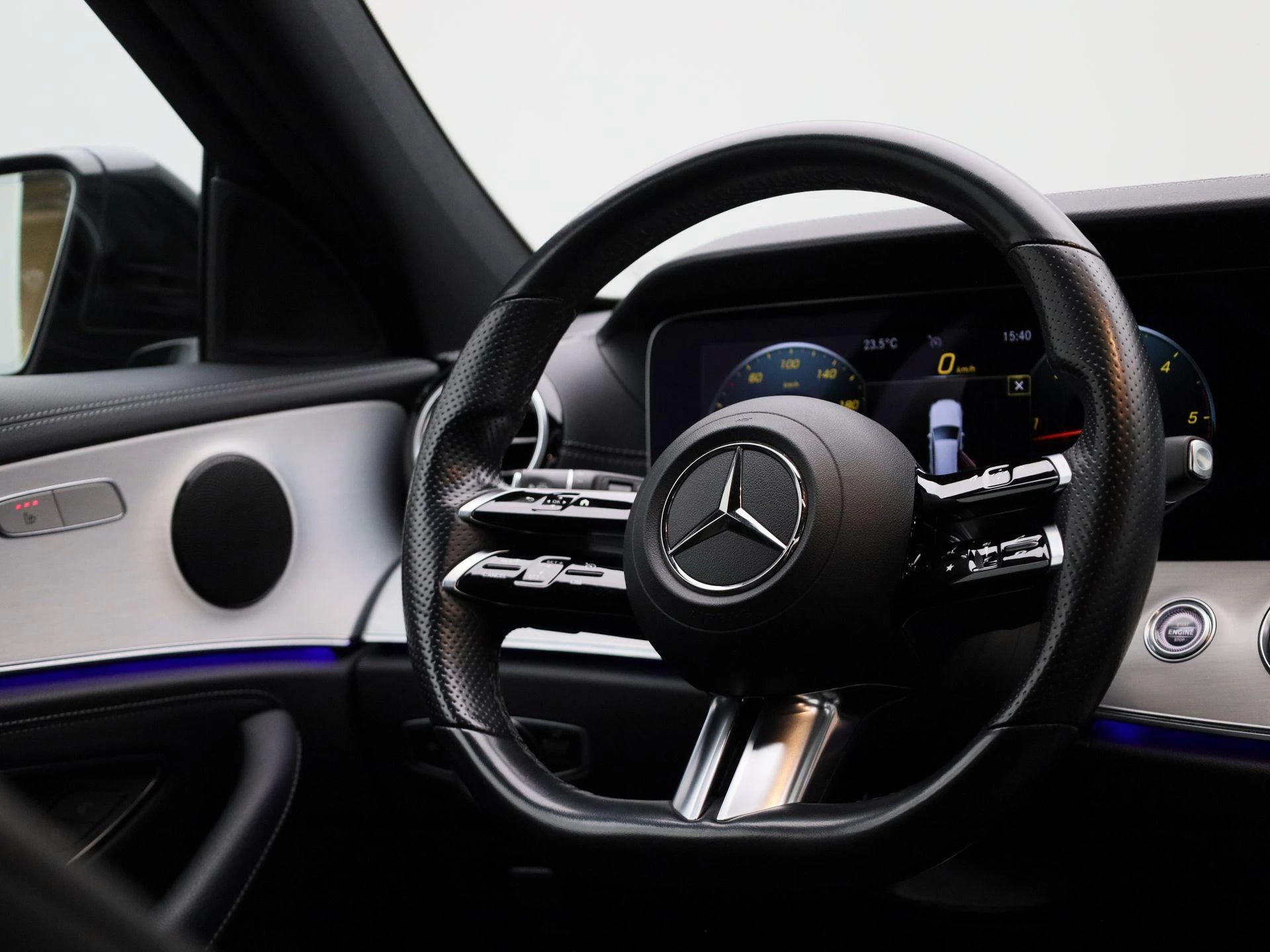 Mercedes-Benz-Classe E-image-36