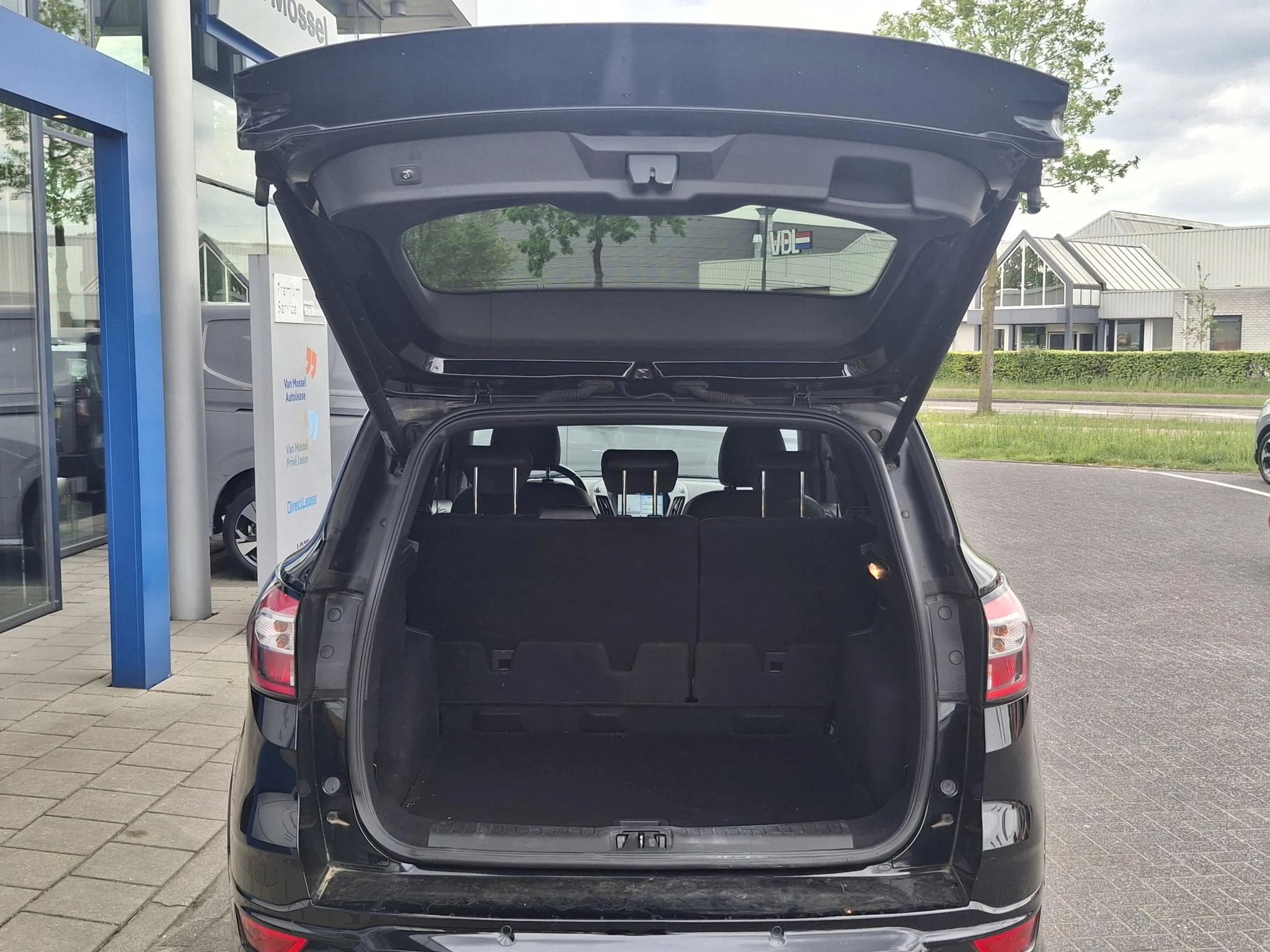 Ford-Kuga-image-8