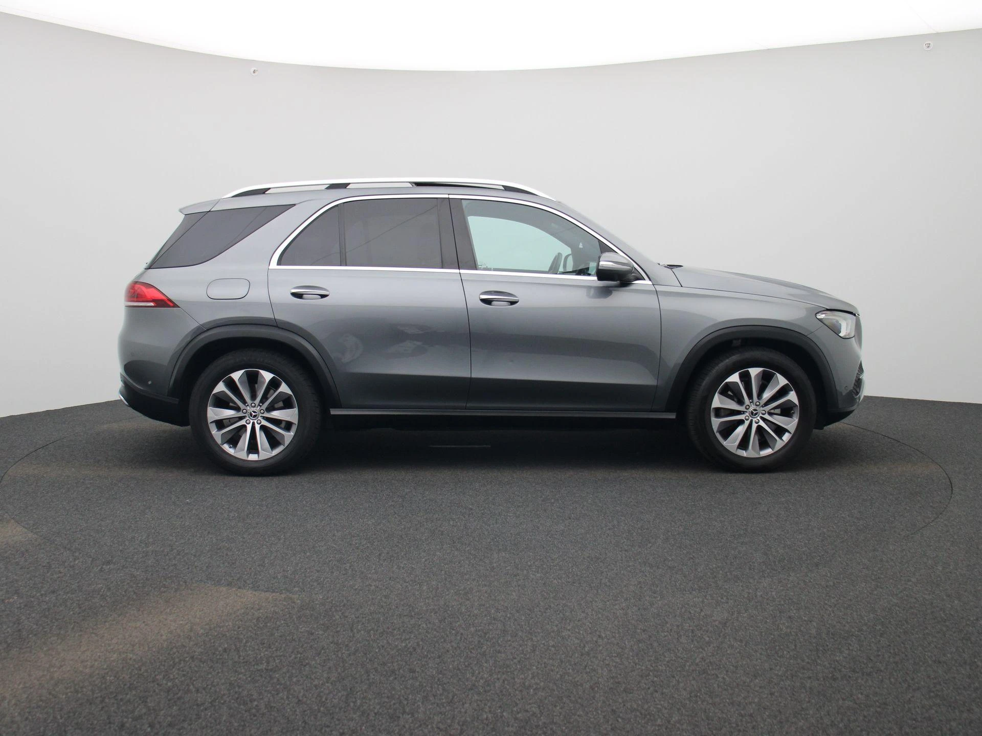 Mercedes-Benz-GLE-image-5