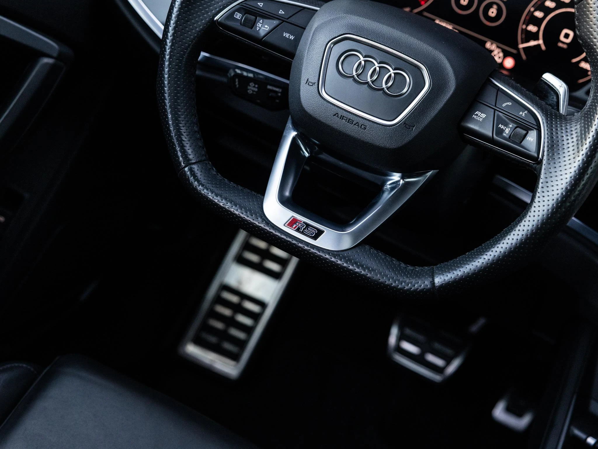 Audi-RSQ3-image-21