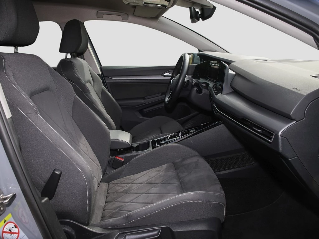 Volkswagen Golf 1.5 TSI DSG Style eTSI
