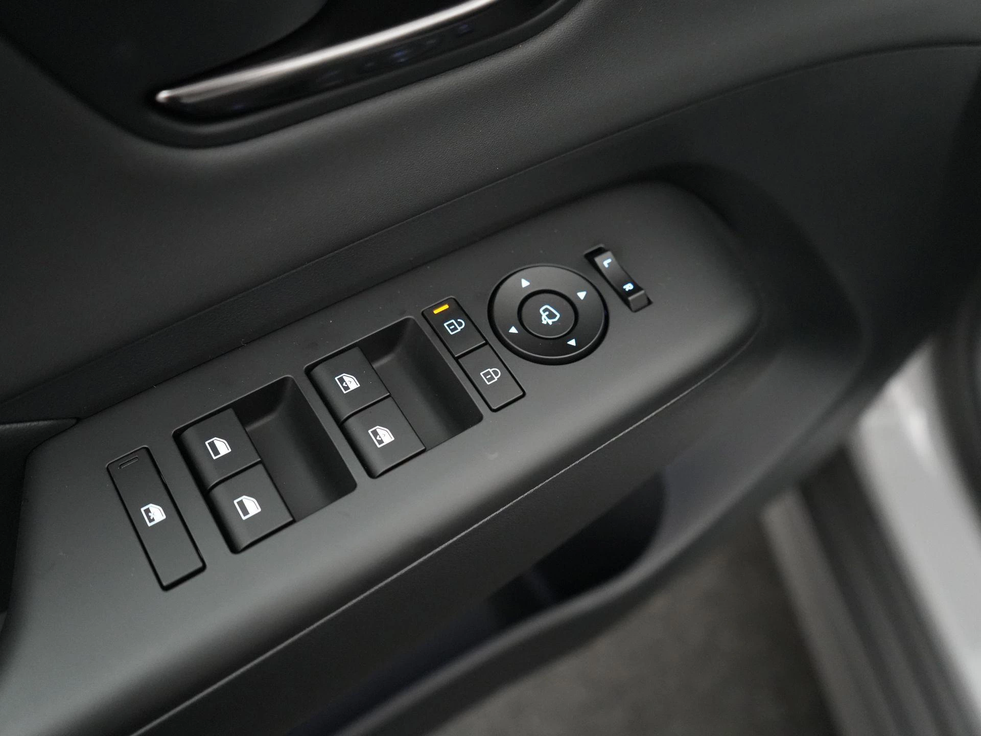 Hyundai-Kona-image-32