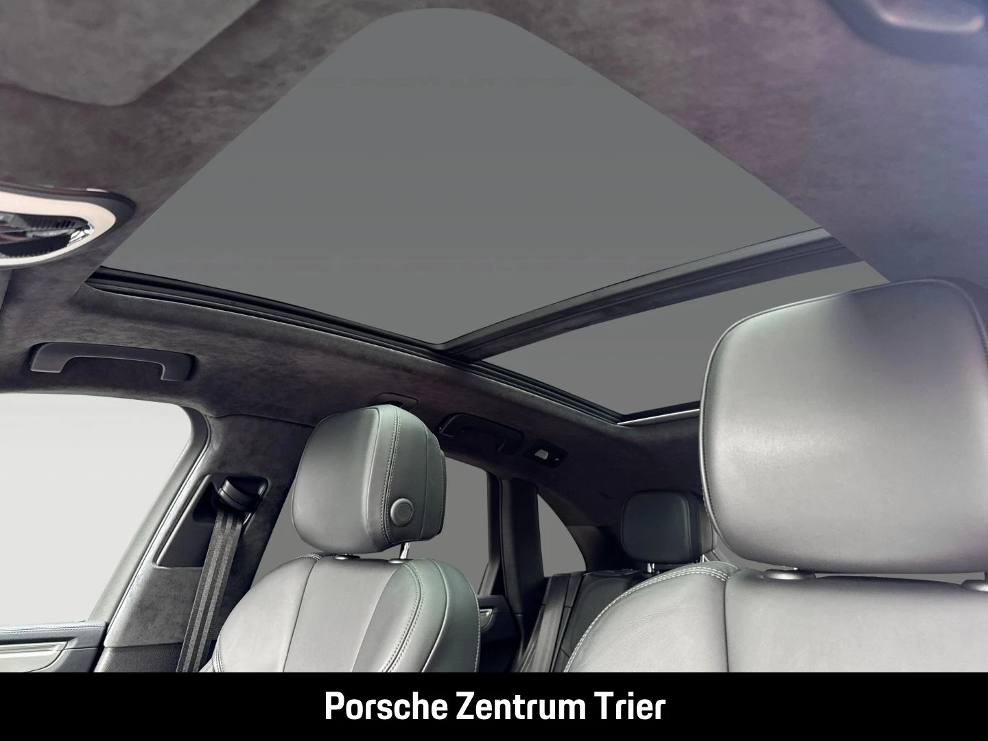 Porsche-Macan-image-22