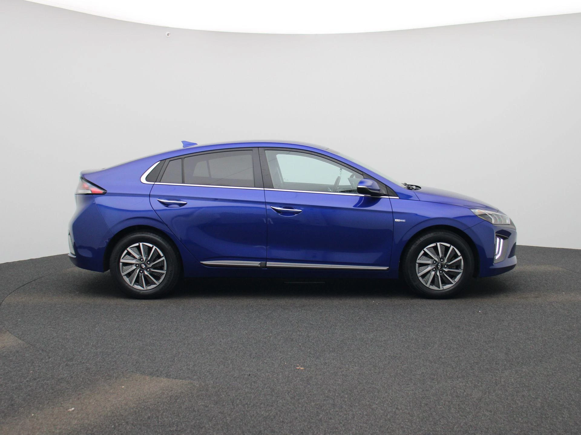 Hyundai-IONIQ-image-5