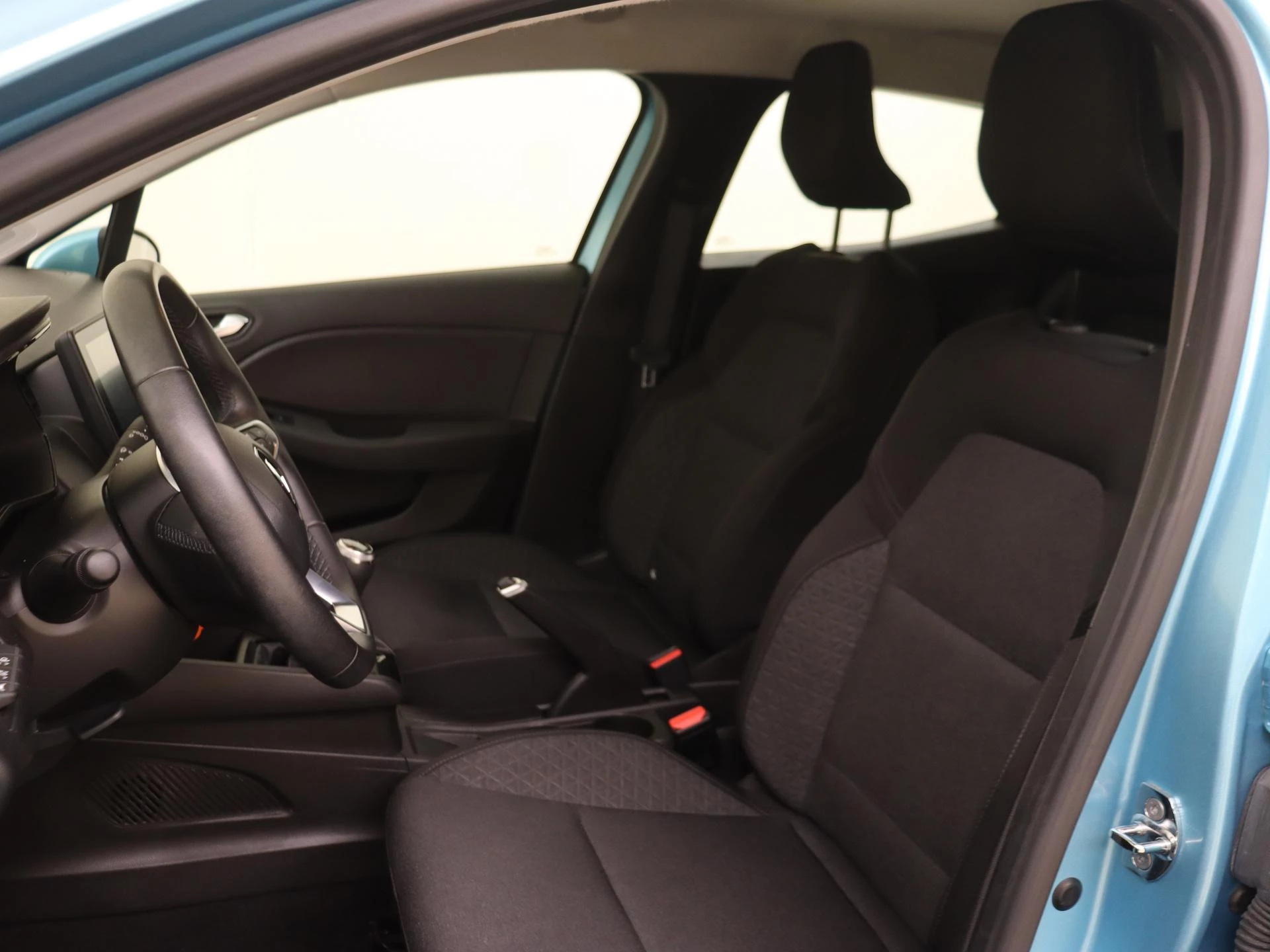 Renault-Clio-image-11