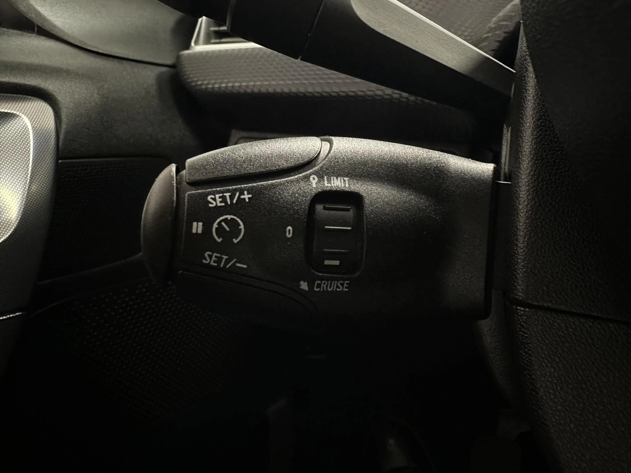 Peugeot-2008-image-11