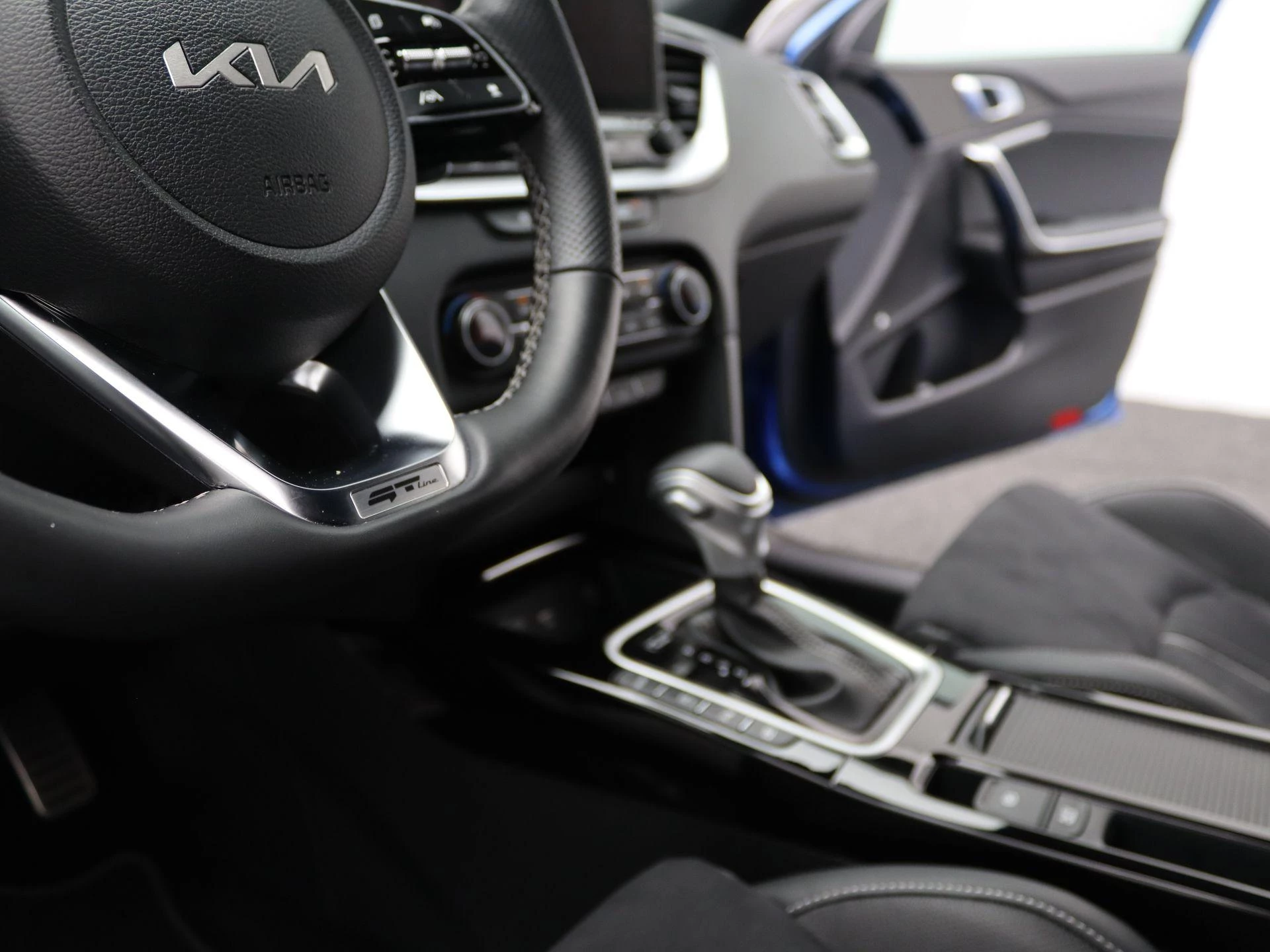Kia-ProCeed-image-30