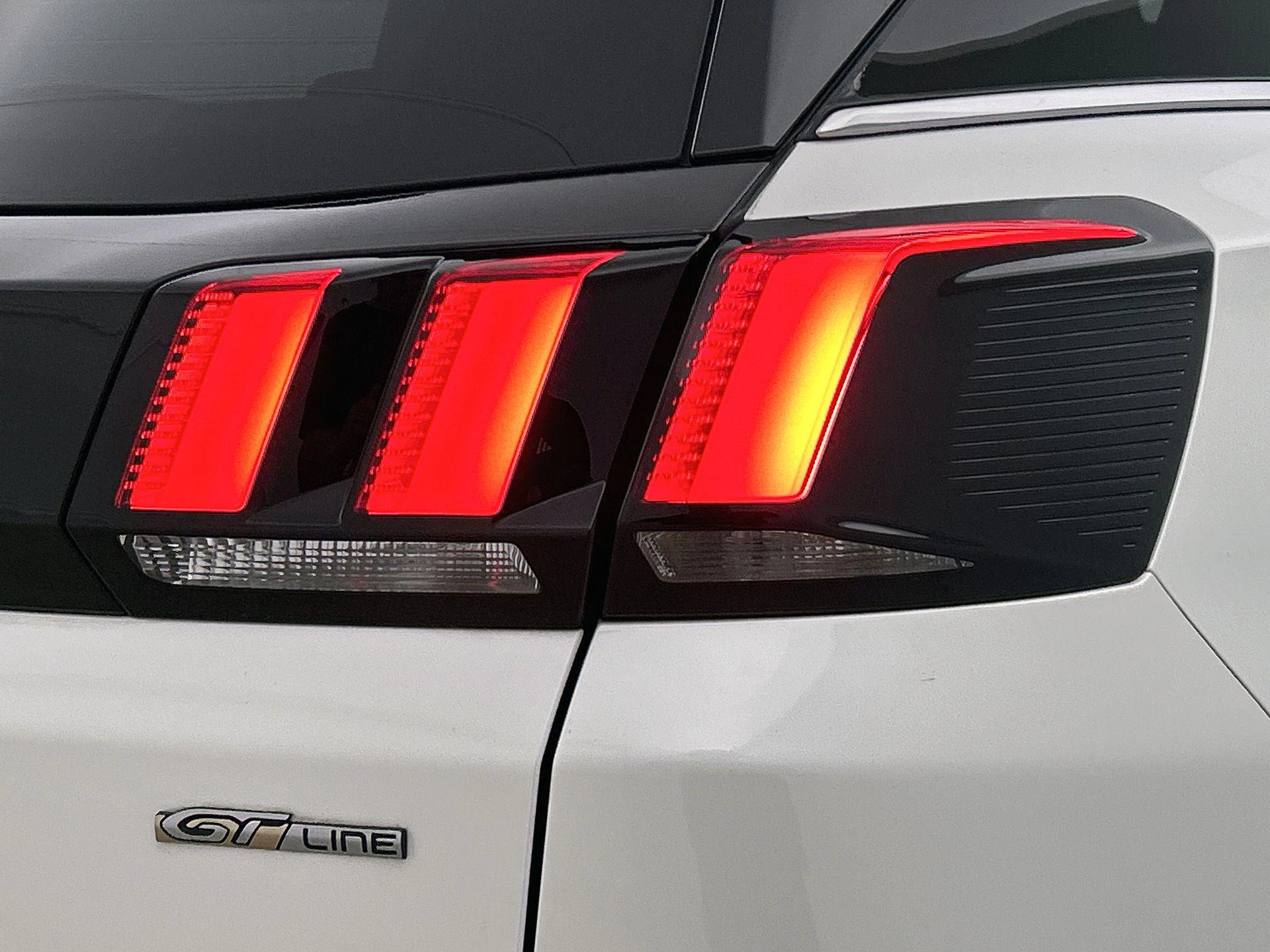 Peugeot-3008-image-27