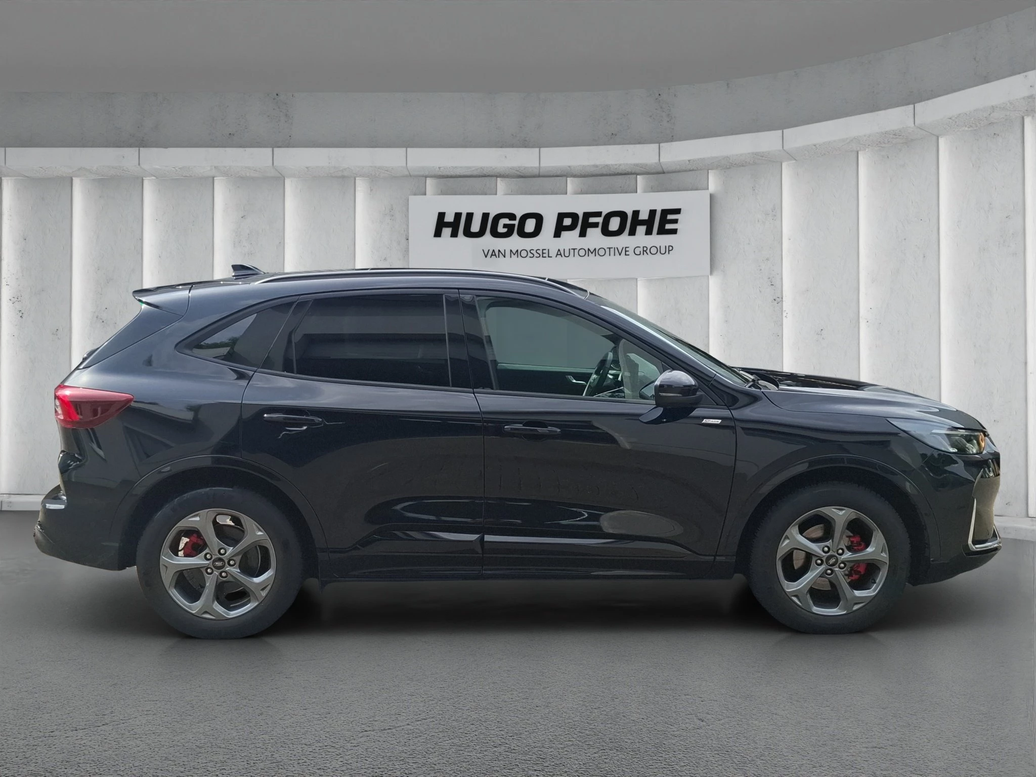 Ford Kuga ST-Line X Aut.*PANO*AHK*360GRAD*LED-MATRIX*NAVI*GRA*WINTER-PKT..