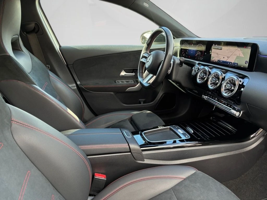 Mercedes-Benz-A-Klasse 220 d-image-15