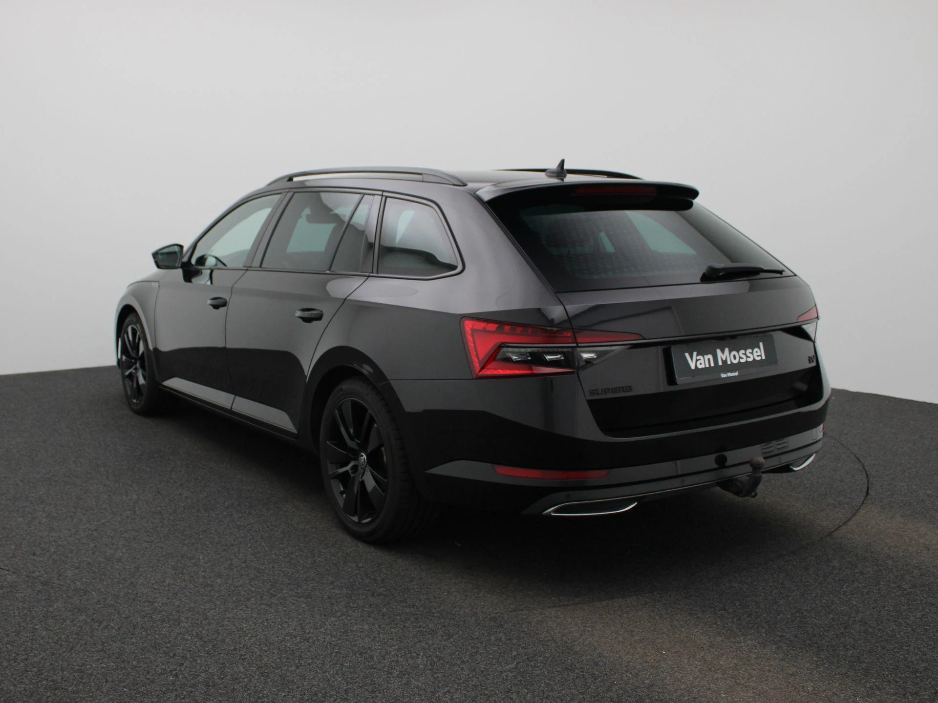 Škoda Superb Combi 1.4 TSI iV Sportline Business
