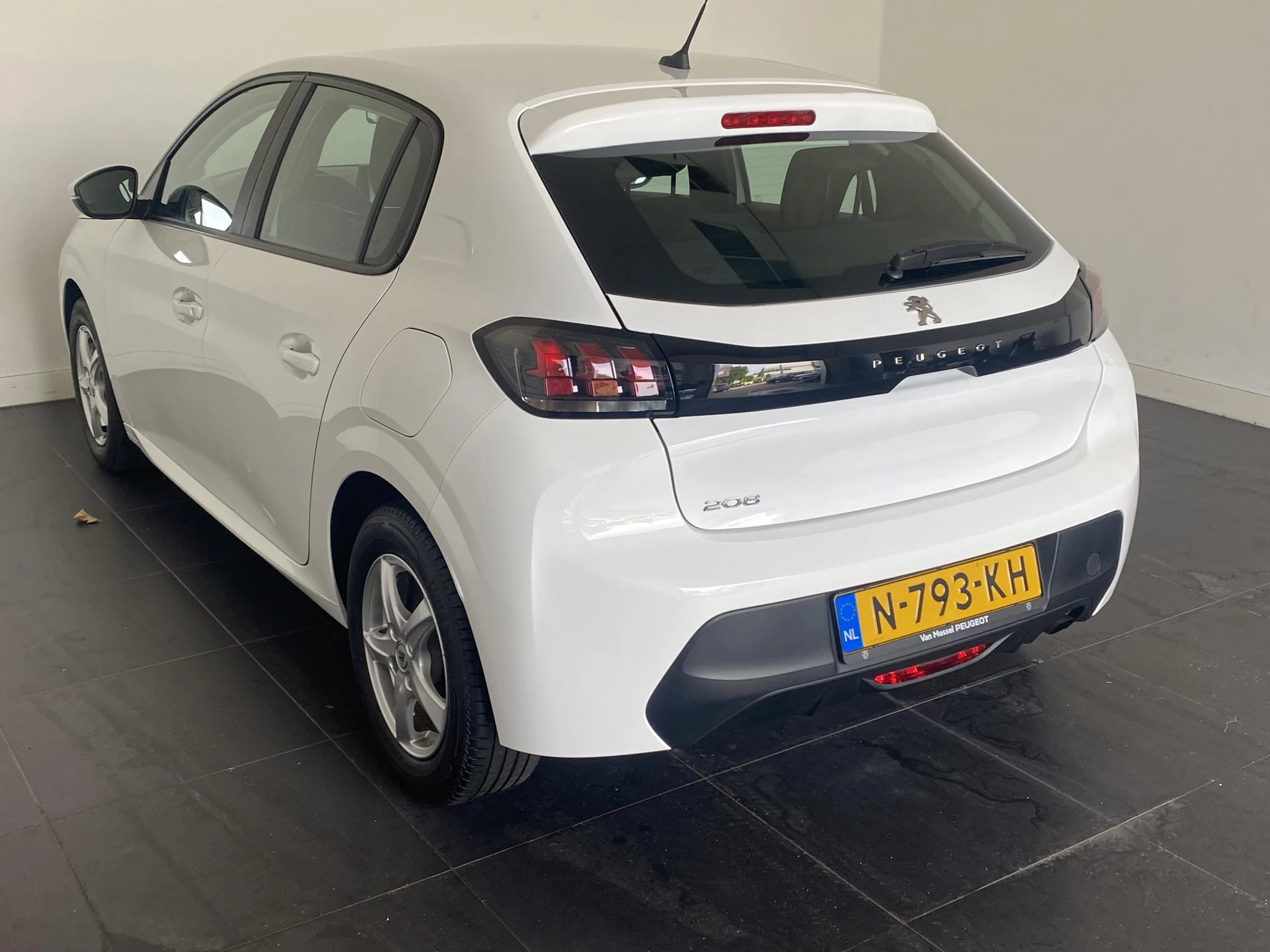 Peugeot-208-image-5