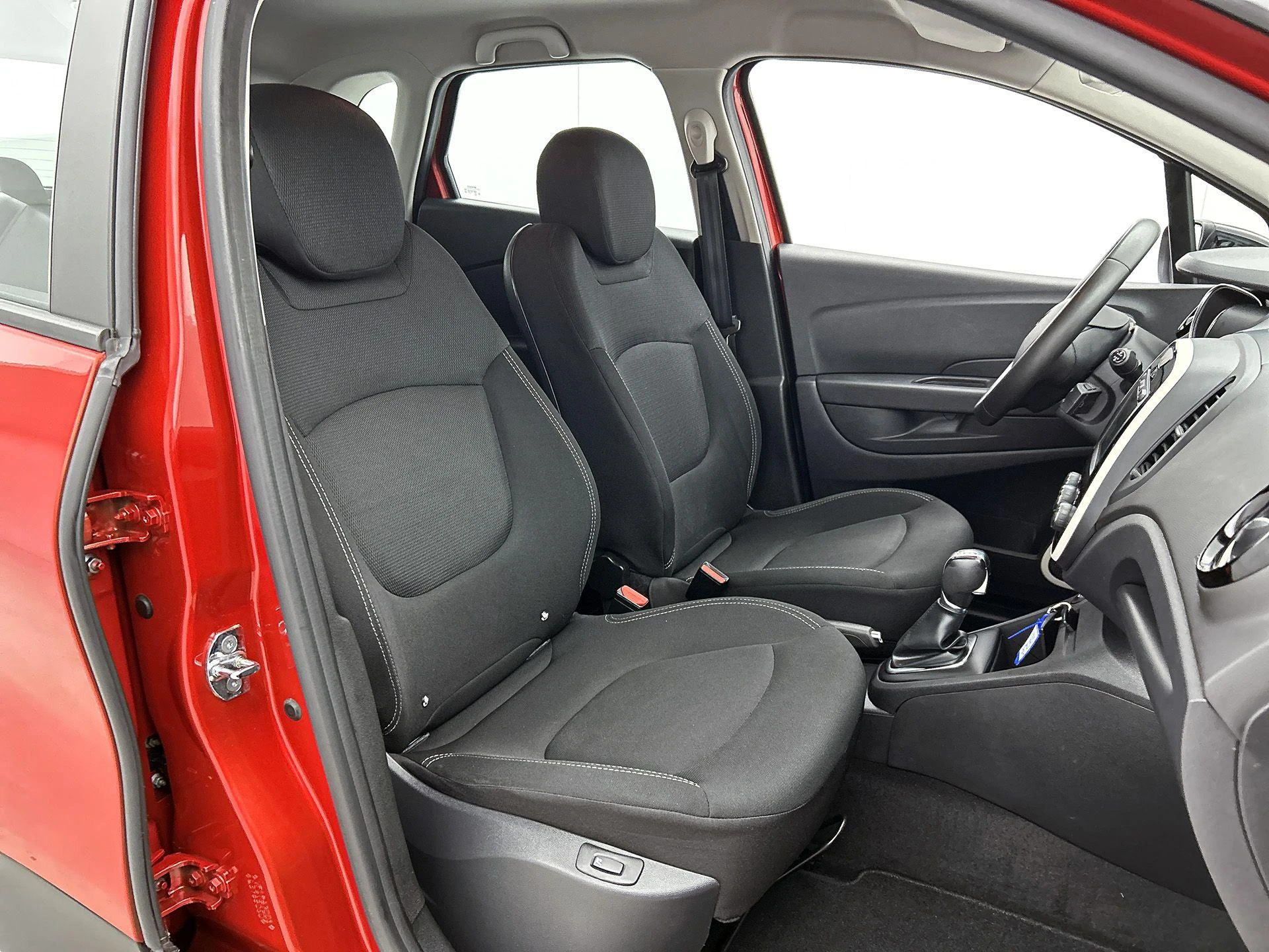 Renault-Captur-image-38