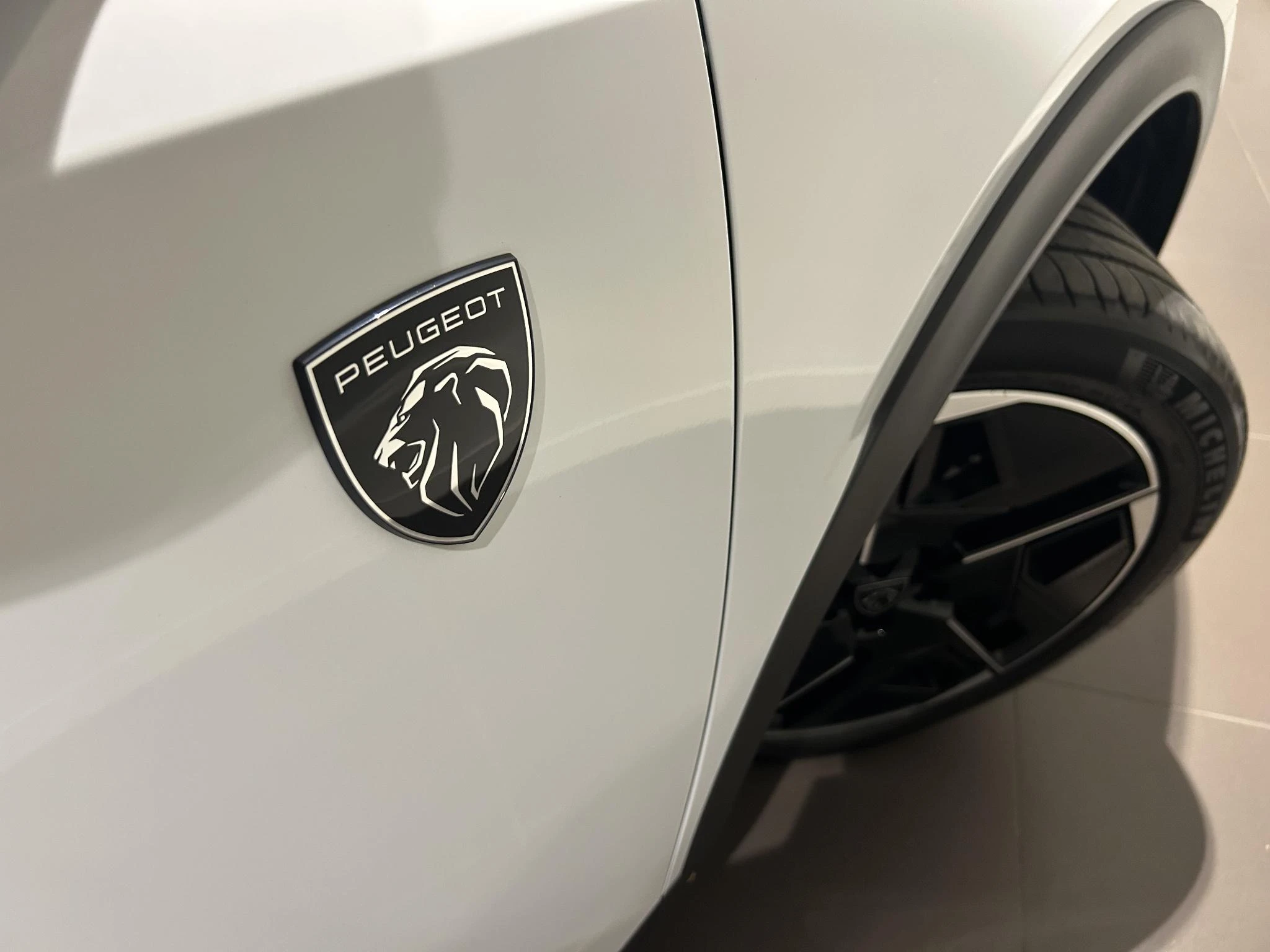 Peugeot-408-image-28