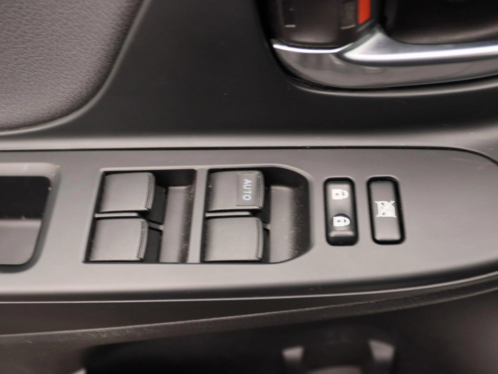 Toyota-Yaris-image-21
