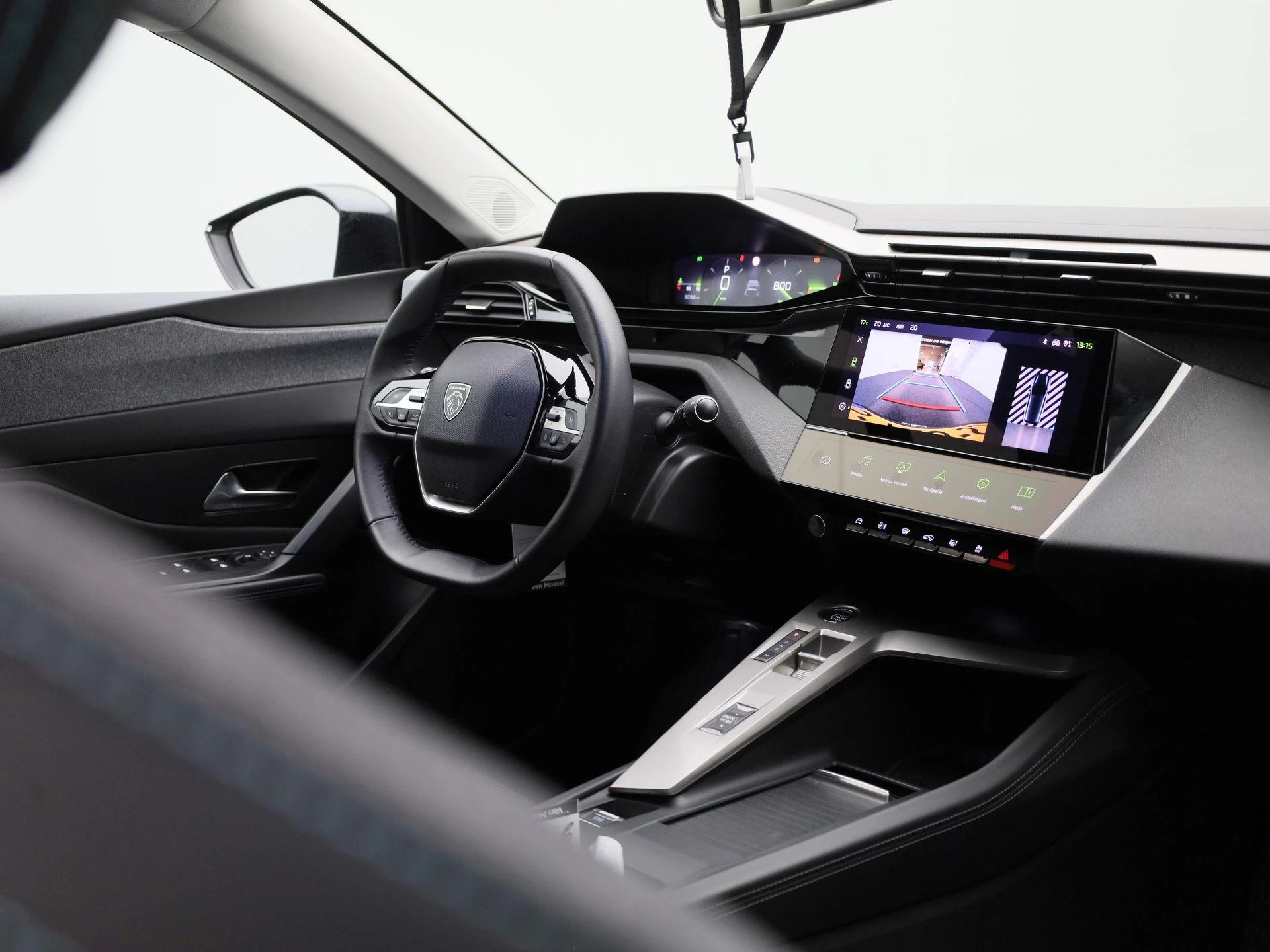 Peugeot-308-image-31