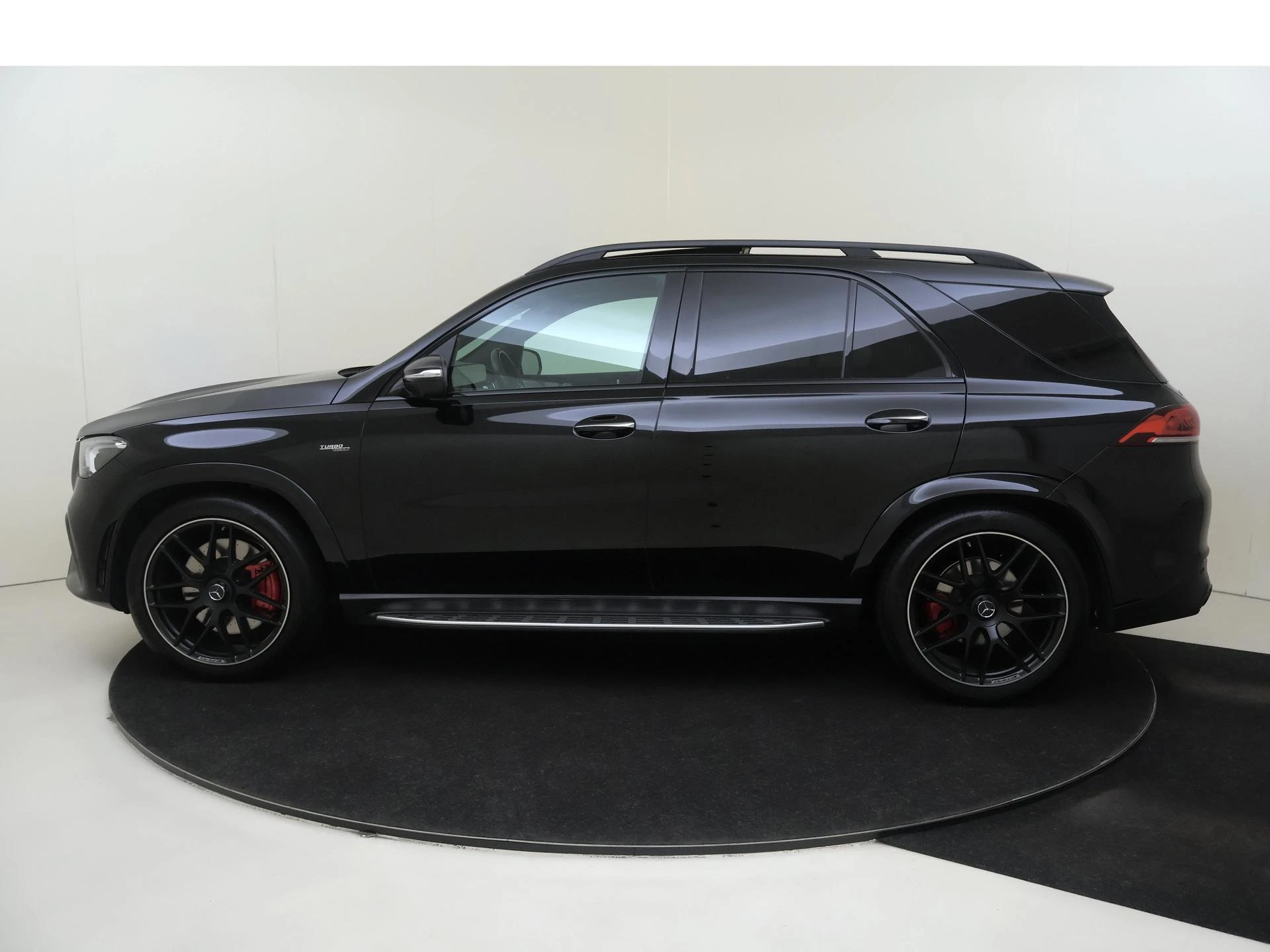 Mercedes-Benz-GLE-image-9