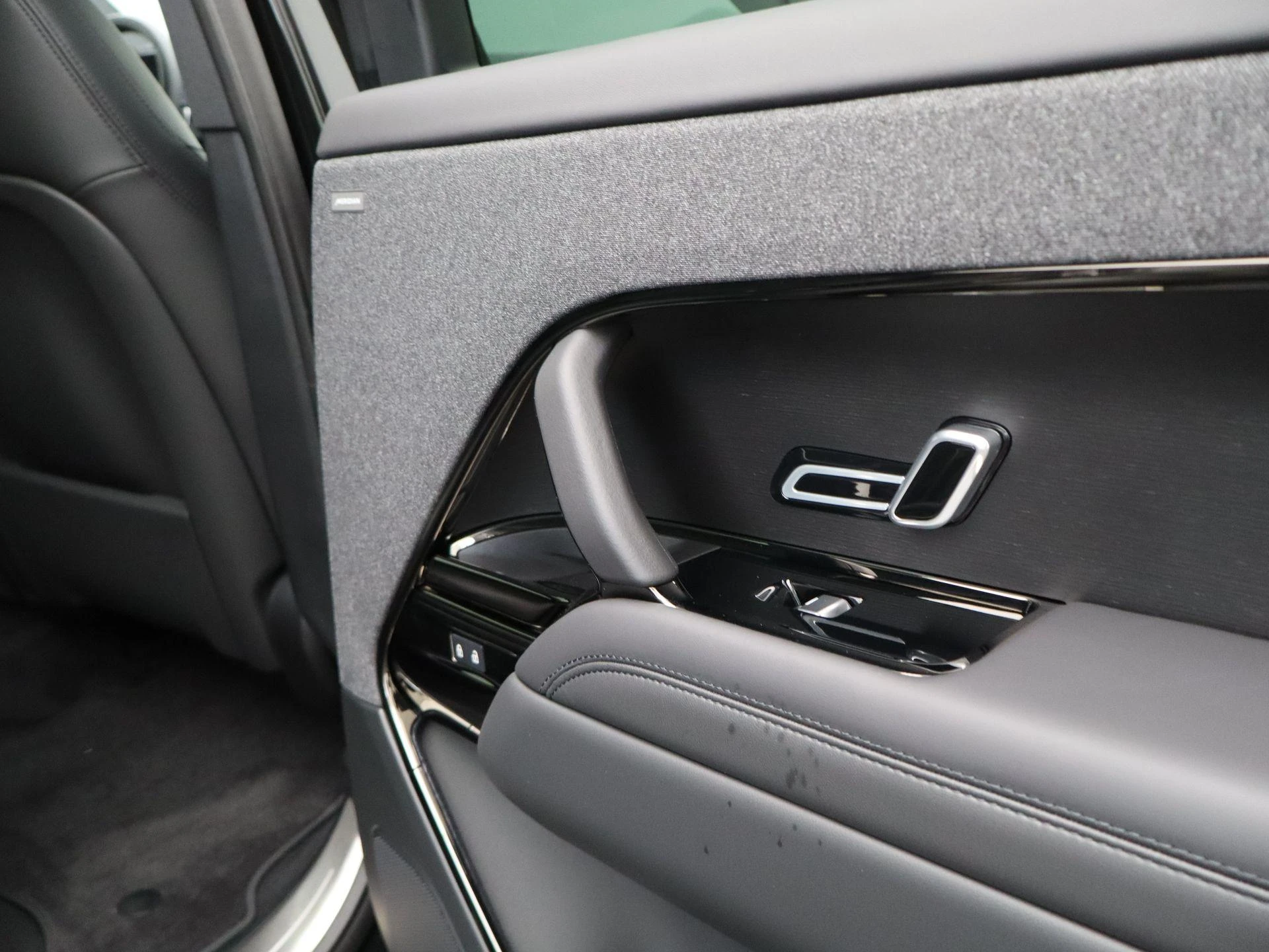 Land Rover-Range Rover Sport-image-37