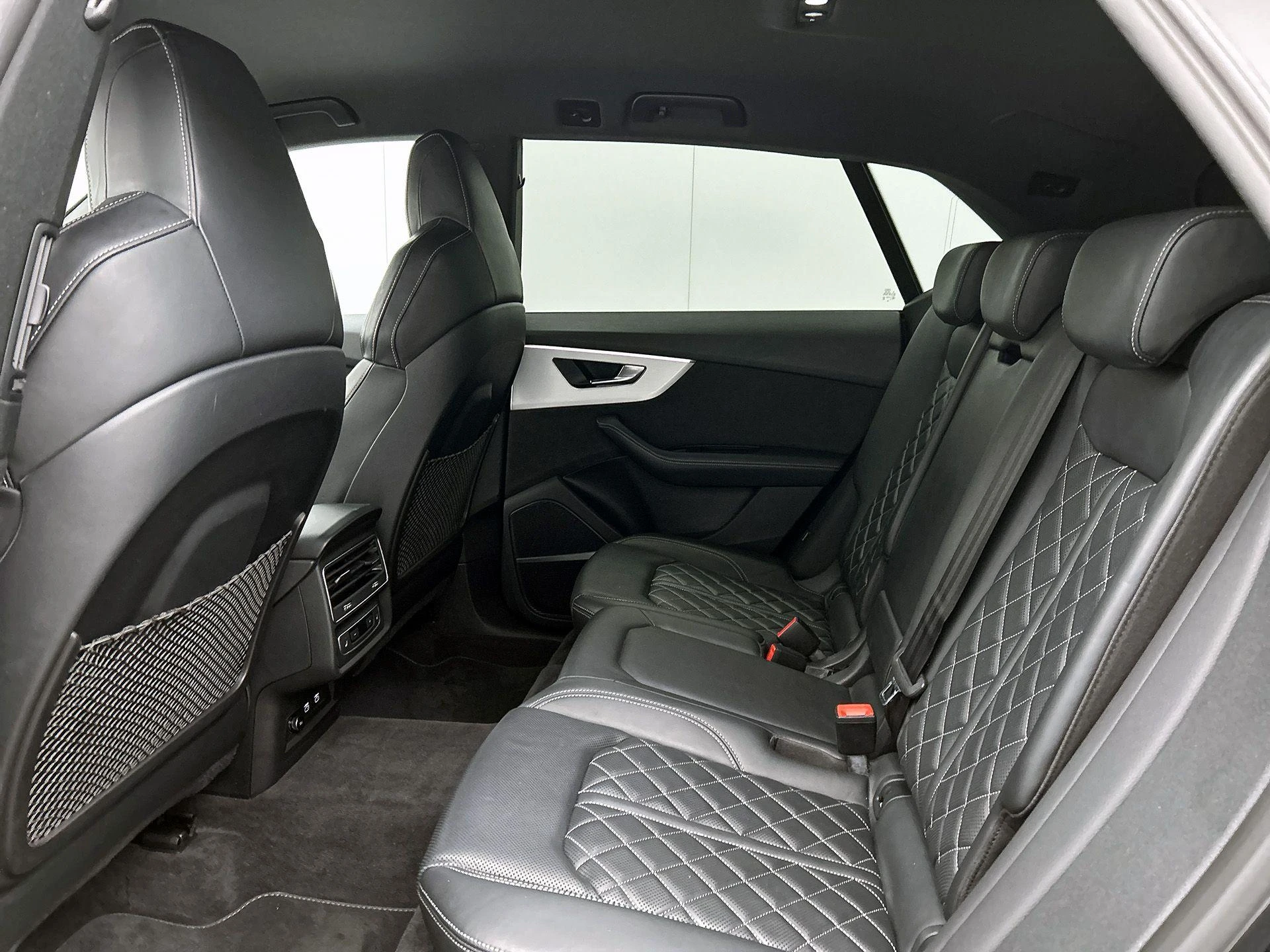 Audi-Q8-image-30