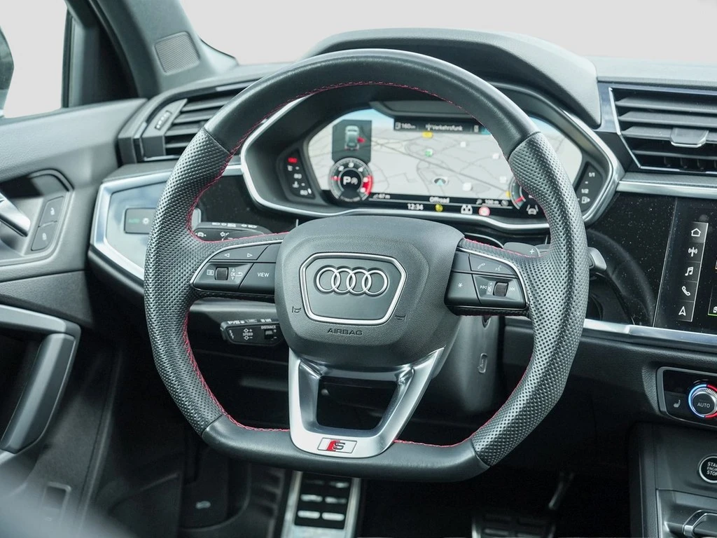 Audi-Q3-image-12