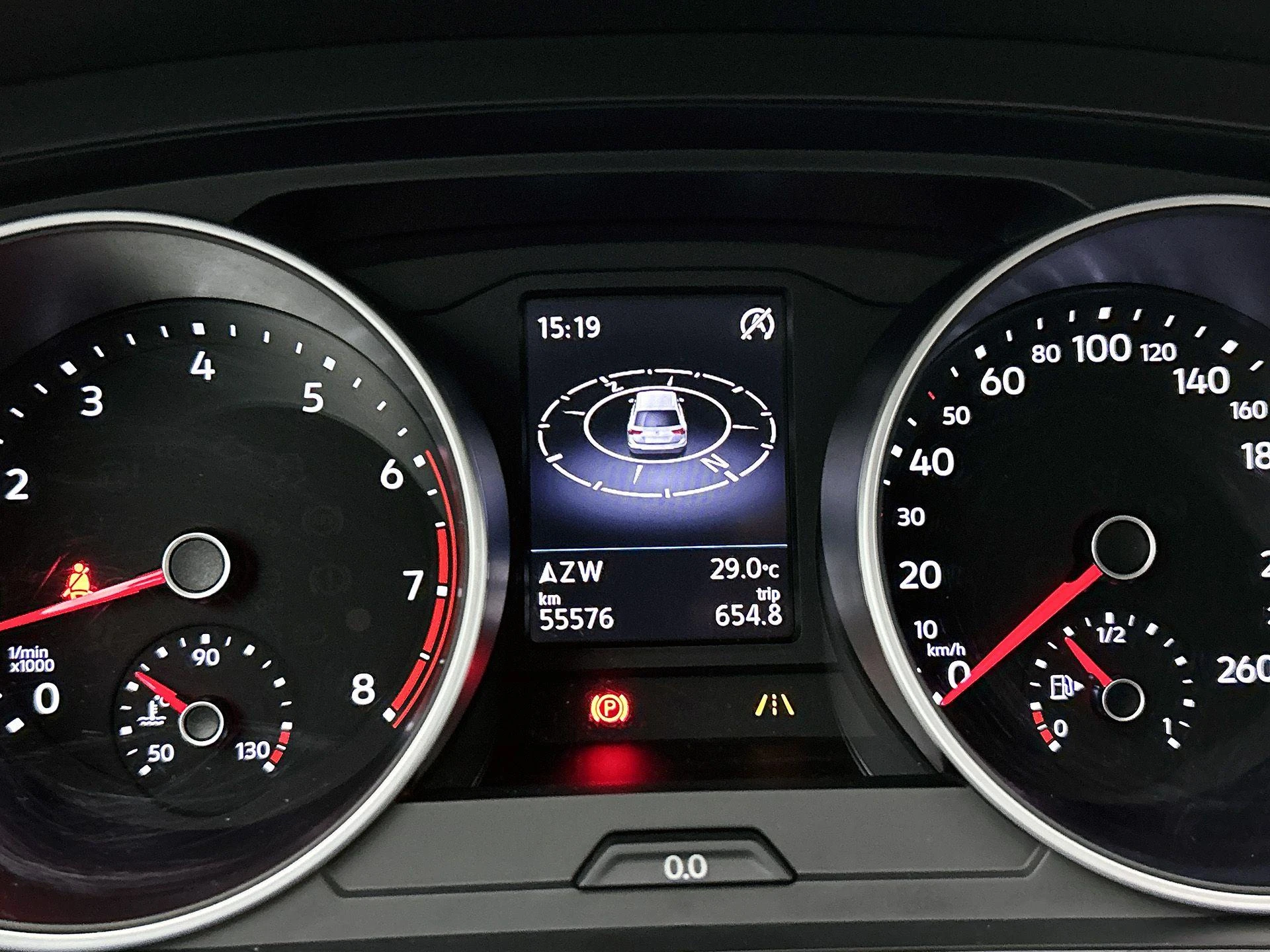 Volkswagen-Tiguan-image-7