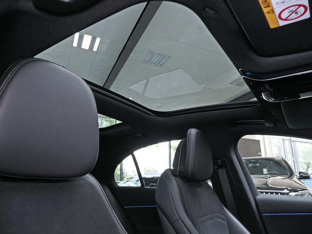 Mercedes-Benz-E-Klasse 220 d-image-15