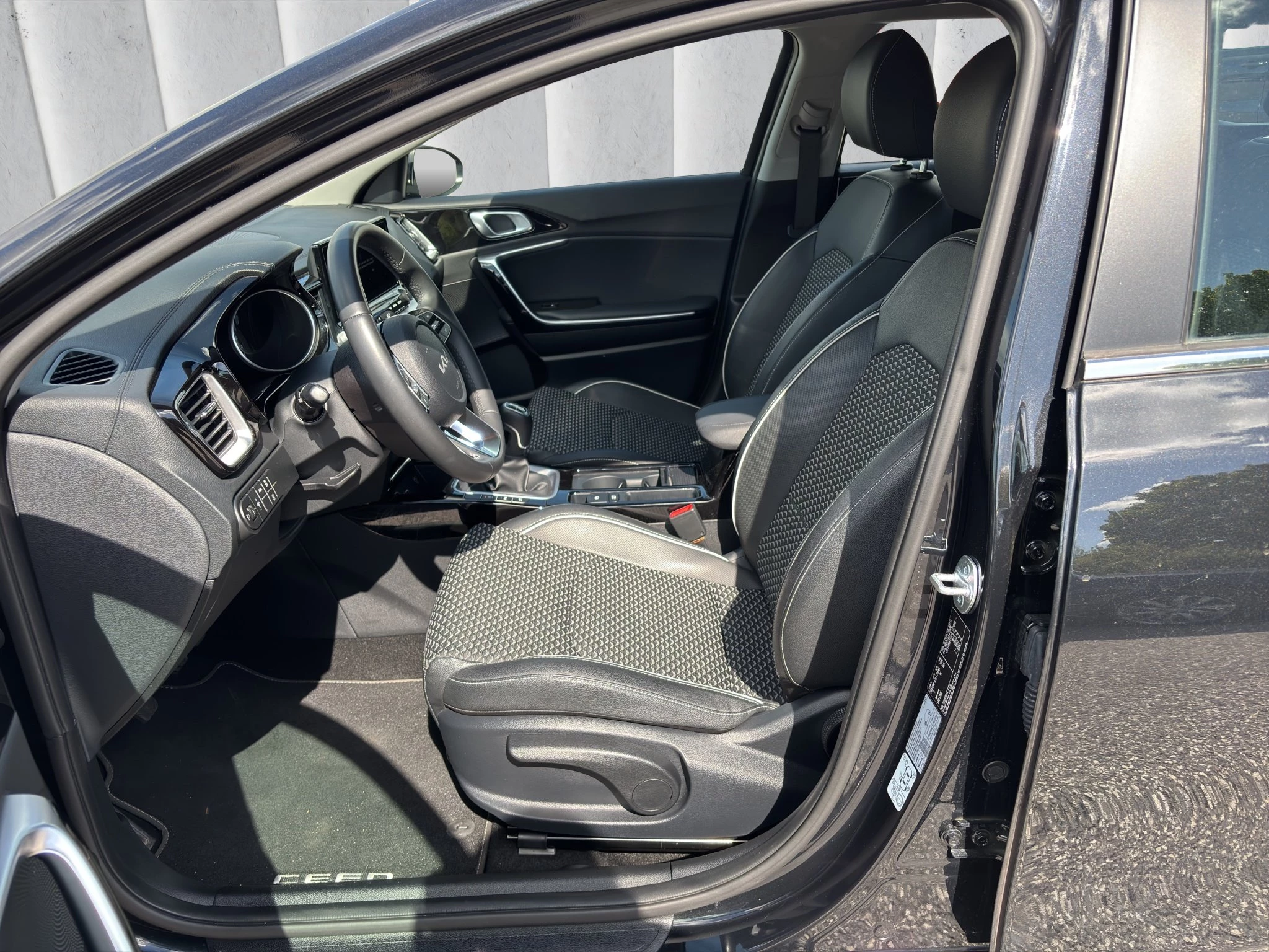 Kia Ceed Navi / Kamera / Tempo