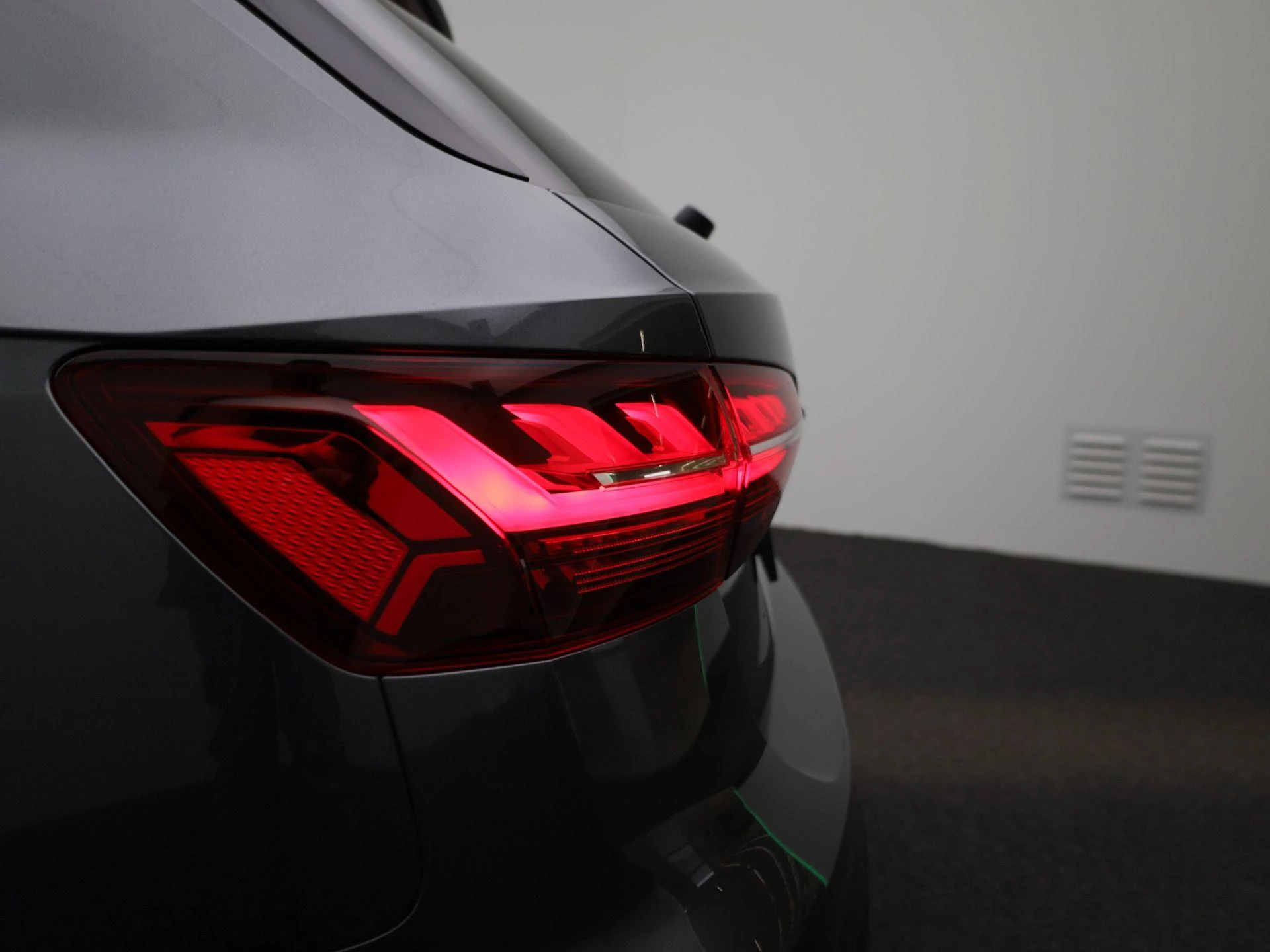 Audi-A4-image-45