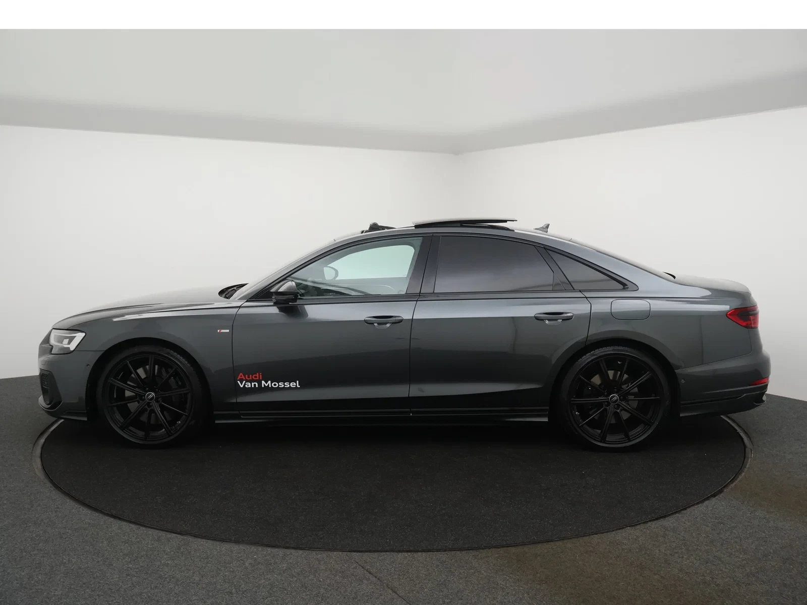 Audi-A8-image-3