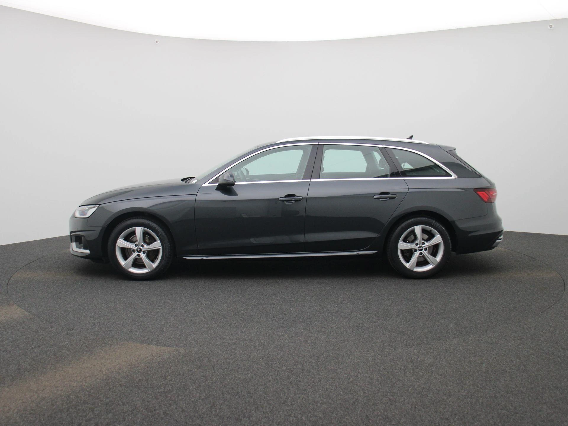 Audi-A4-image-3