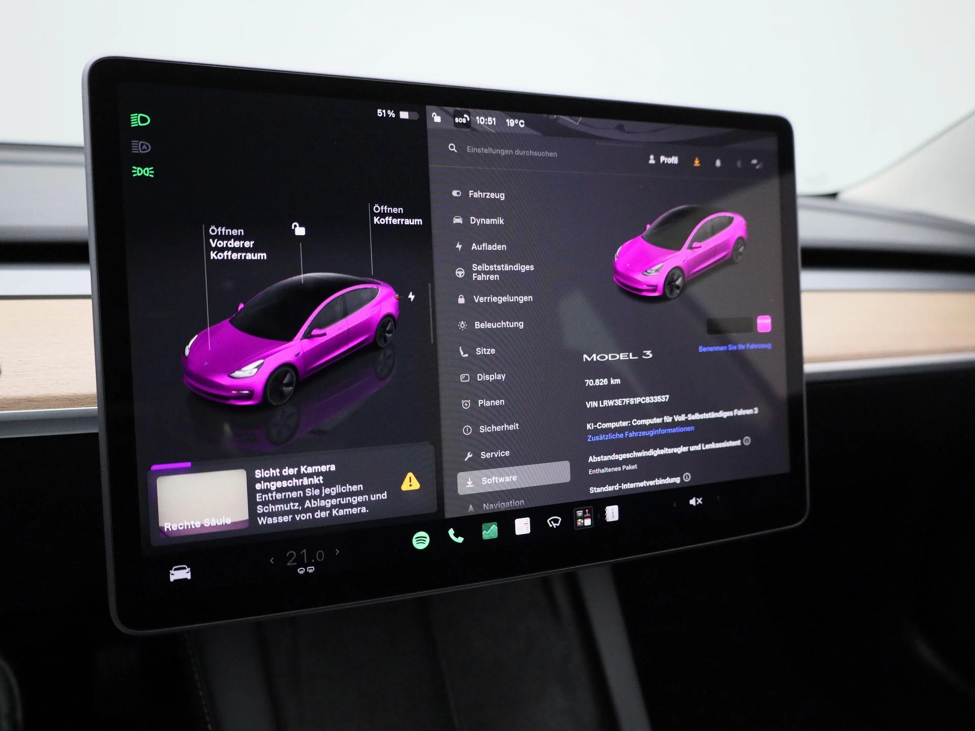 Tesla-Model 3-image-17