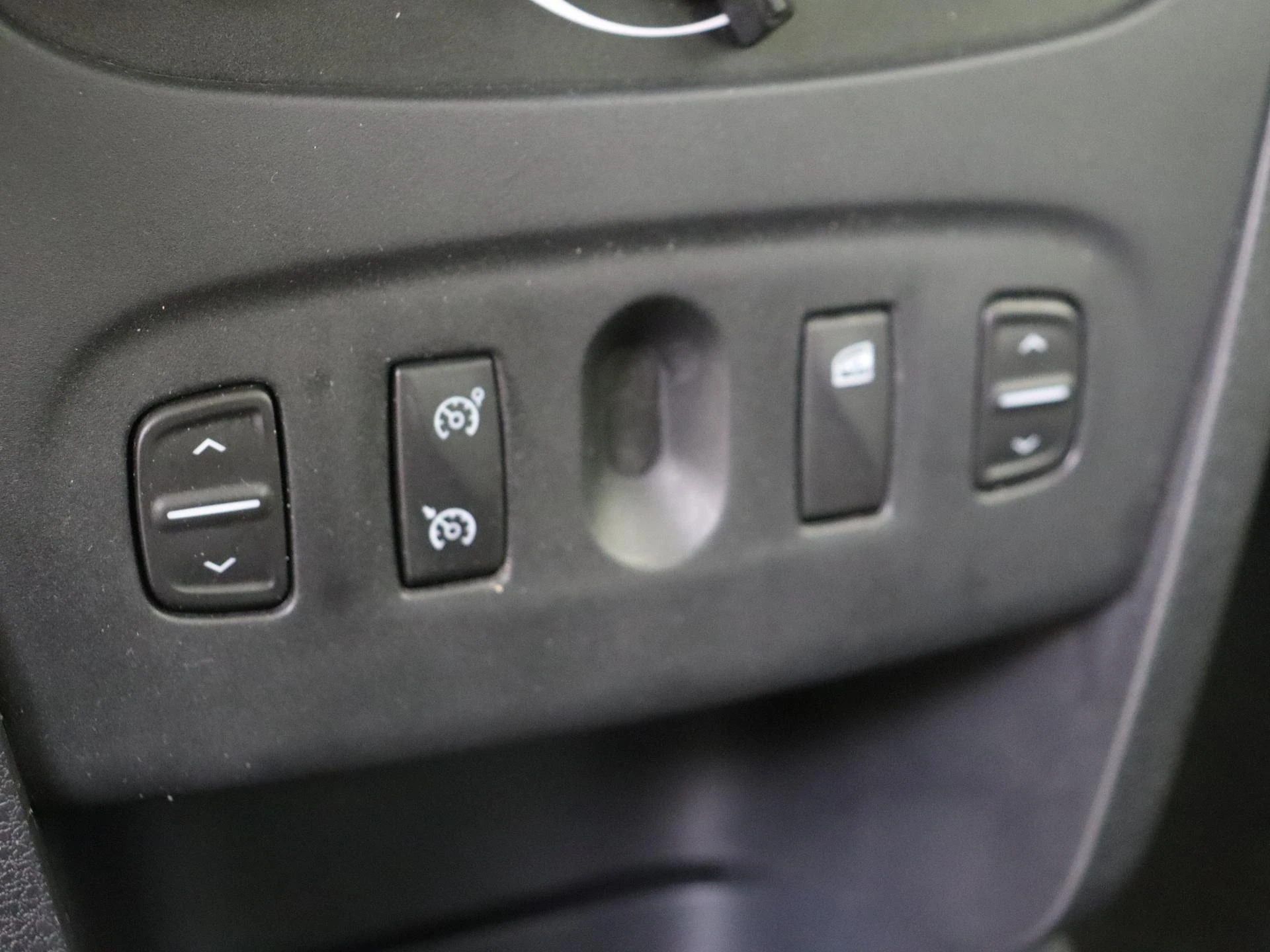 Dacia-Logan-image-20