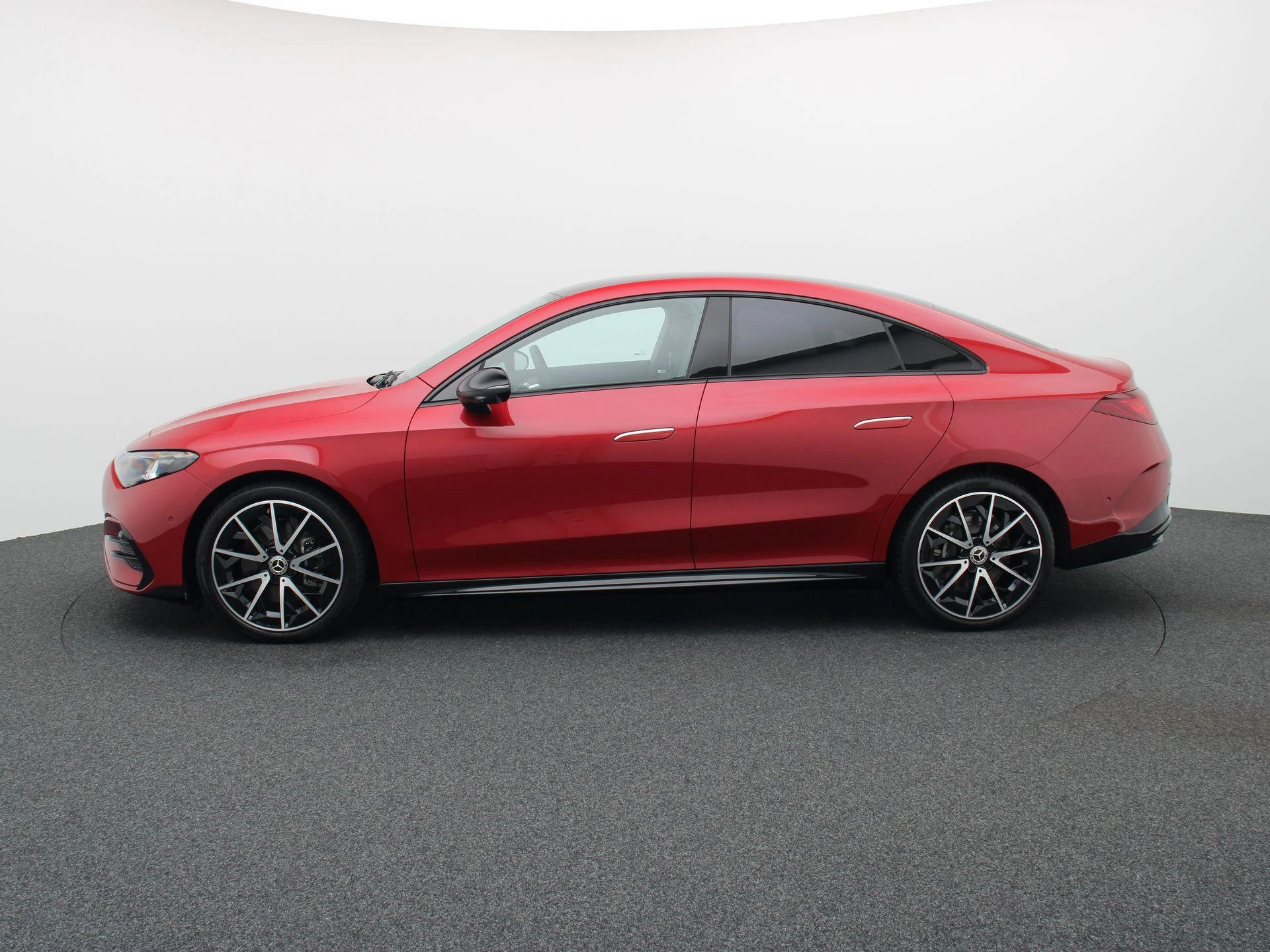Mercedes-Benz CLA 250+ Sport Edition + MULTIBEAM LED + PANO +