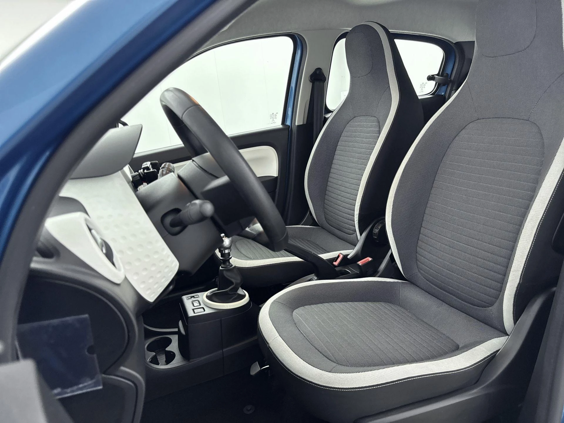 Renault-Twingo-image-11