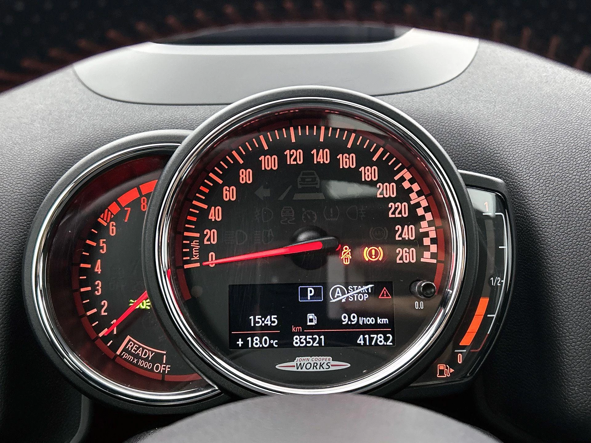 MINI-Countryman-image-18