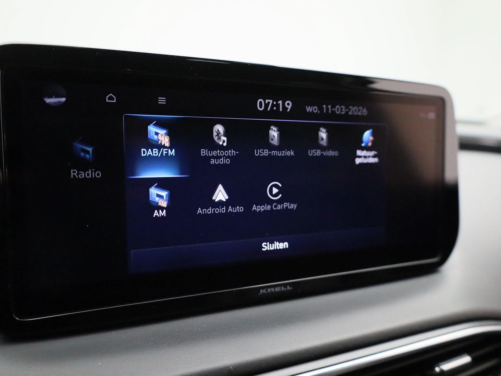 Hyundai-Santa Fe-image-32