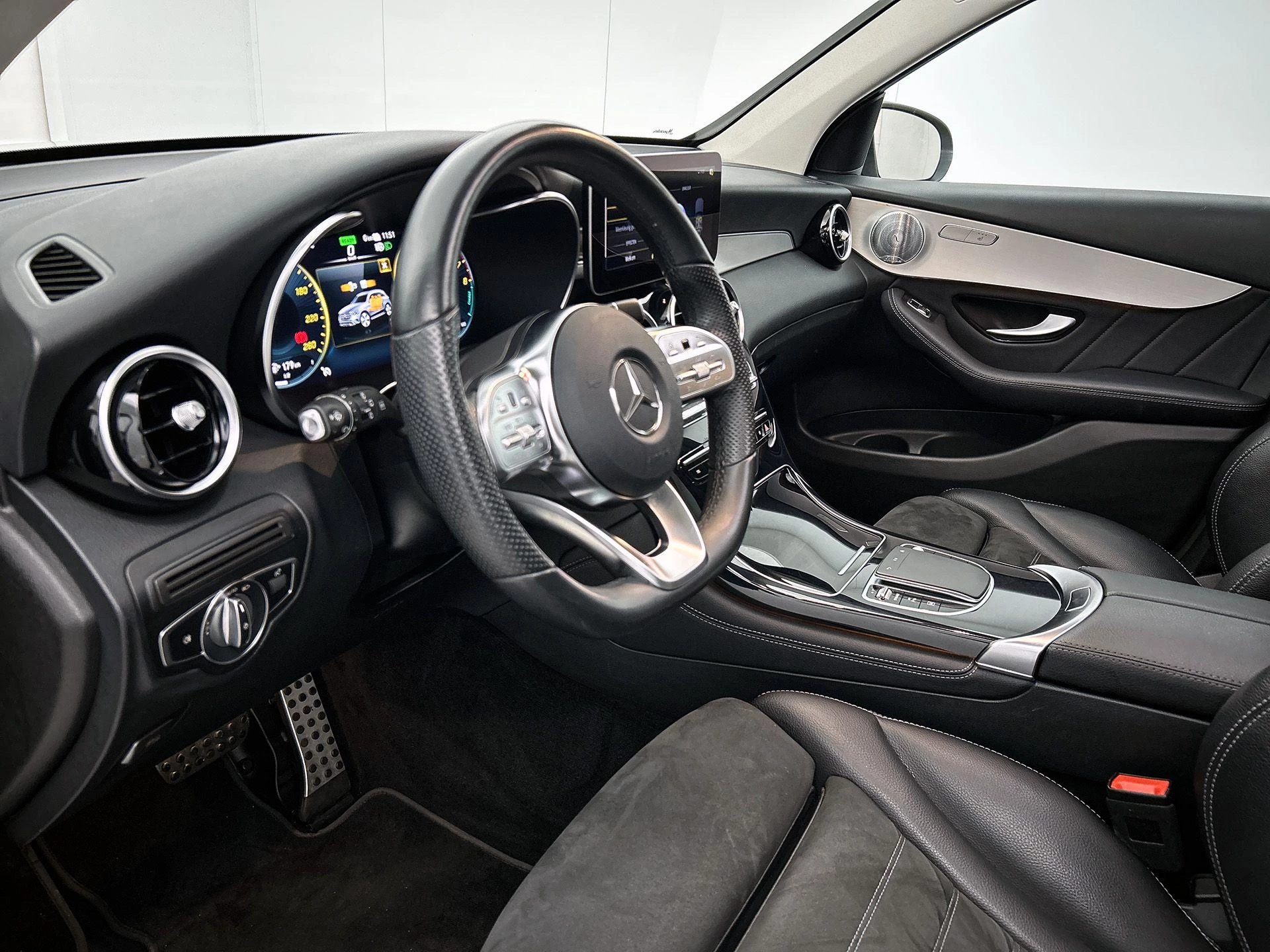 Mercedes-Benz GLC 300e 4MATIC Business Solution AMG