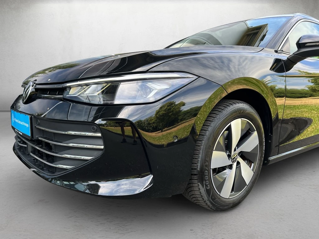 Volkswagen Passat Variant 1.5 eTSI DSG Business *Navi*LED*