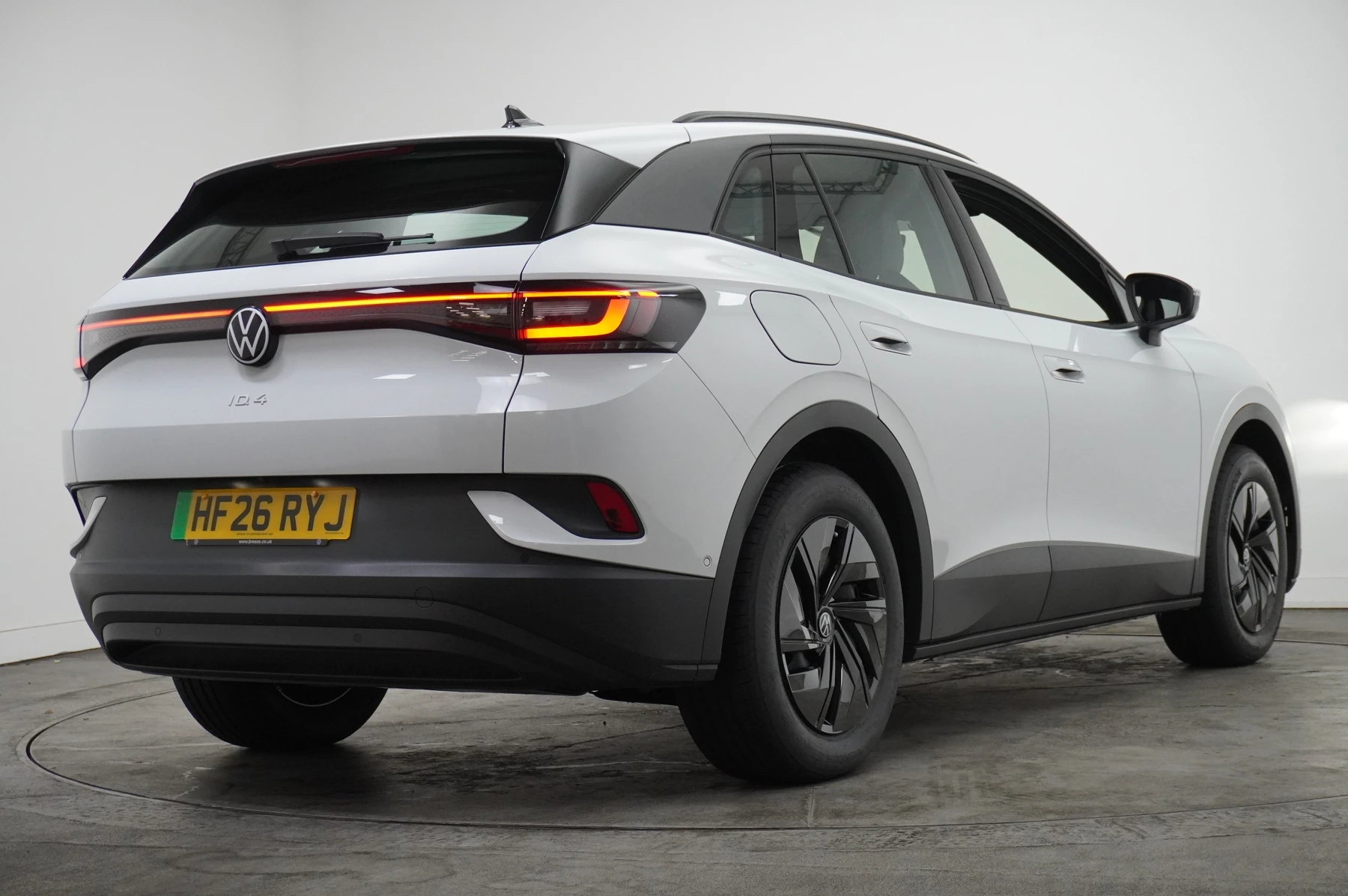 Volkswagen-ID.4-image-25