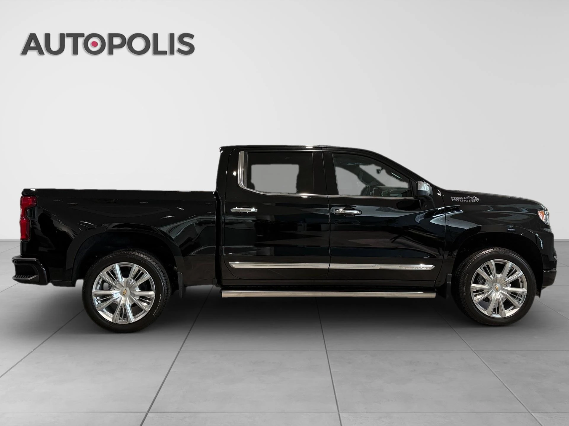 Chevrolet-Silverado-image-2